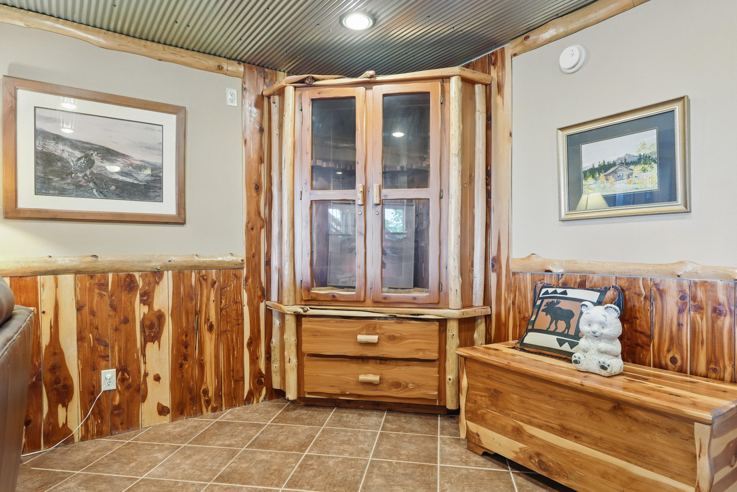 1041 Skyview Drive Property Photo 53