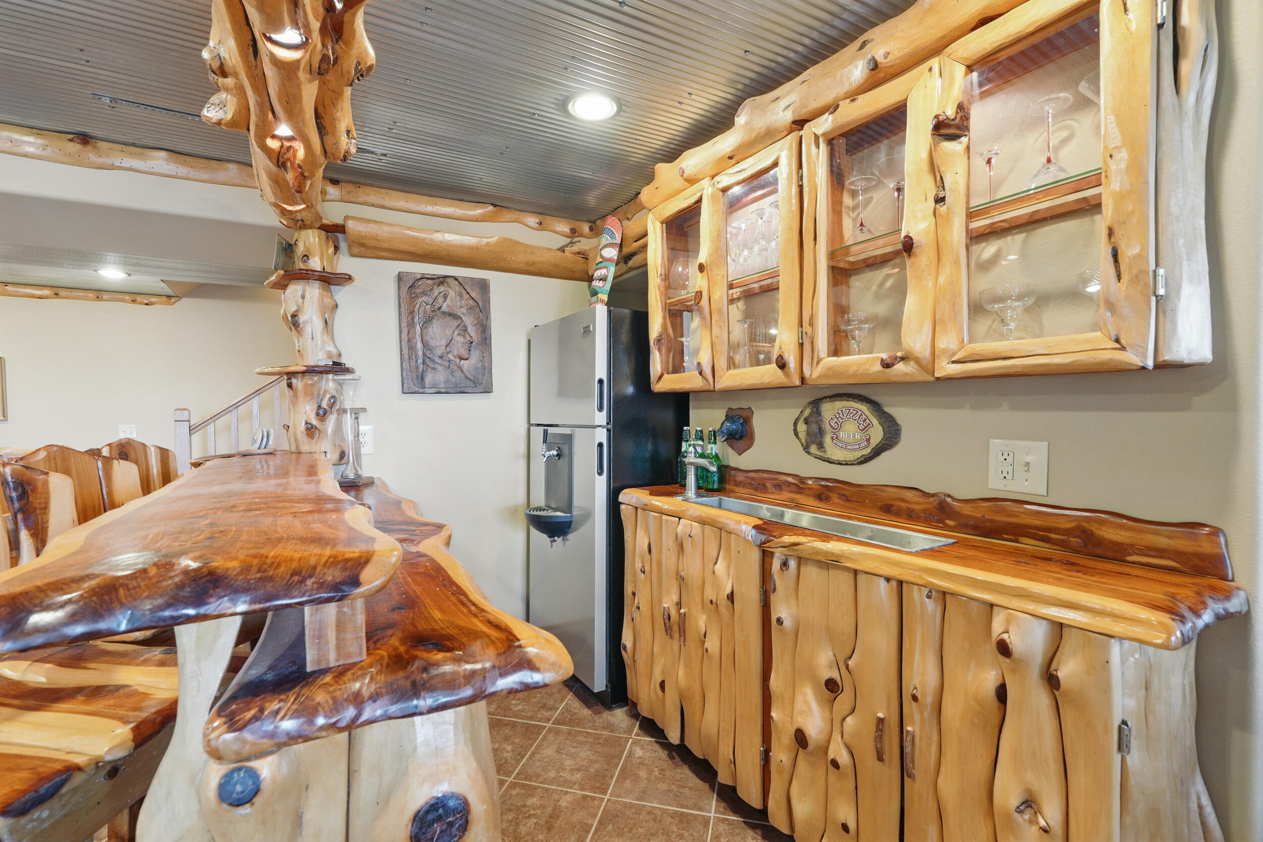 1041 Skyview Drive Property Photo 55