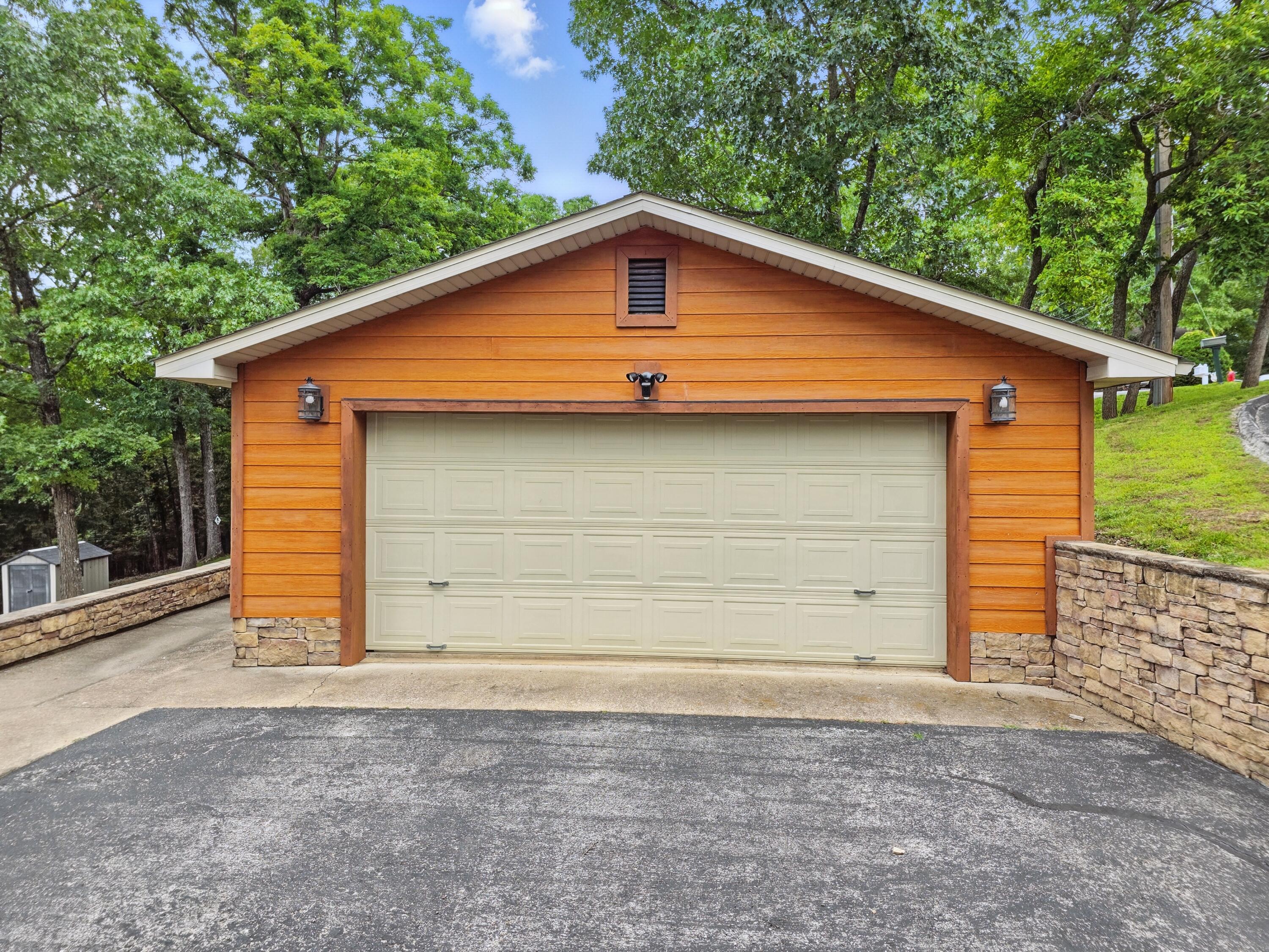 1041 Skyview Drive Property Photo 84