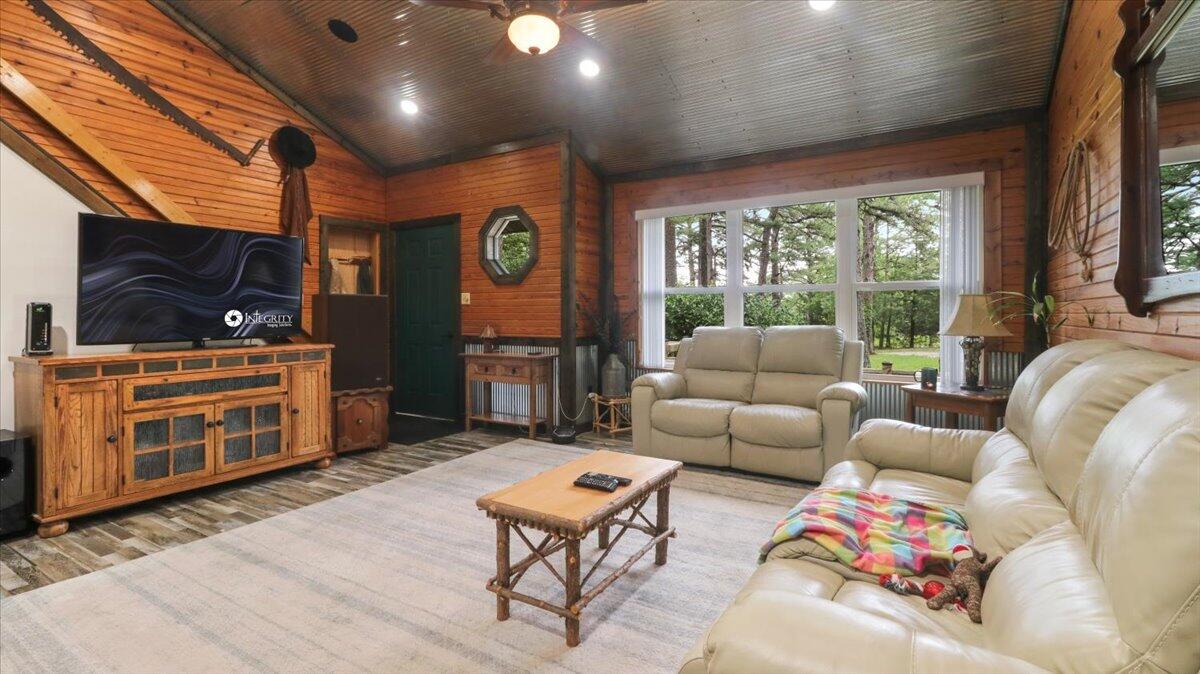 53 County Road 803a Property Photo 3