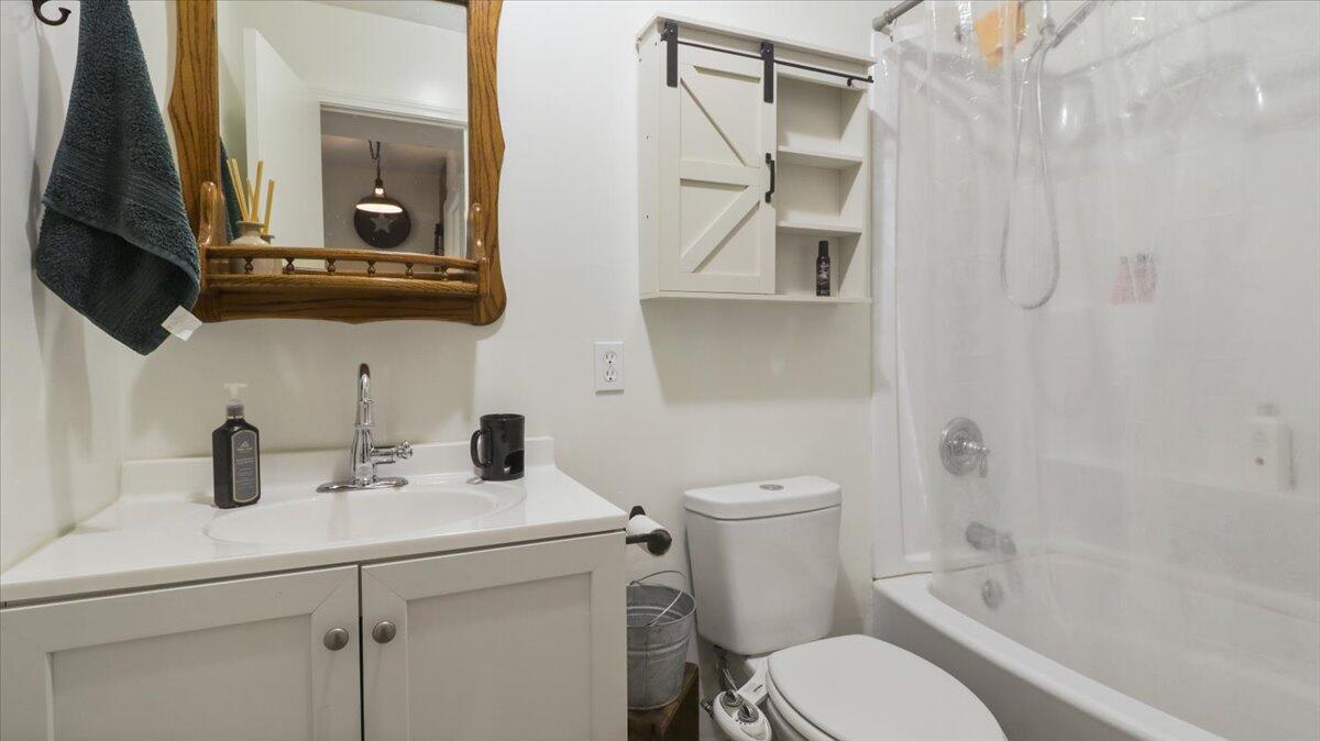 53 County Road 803a Property Photo 23