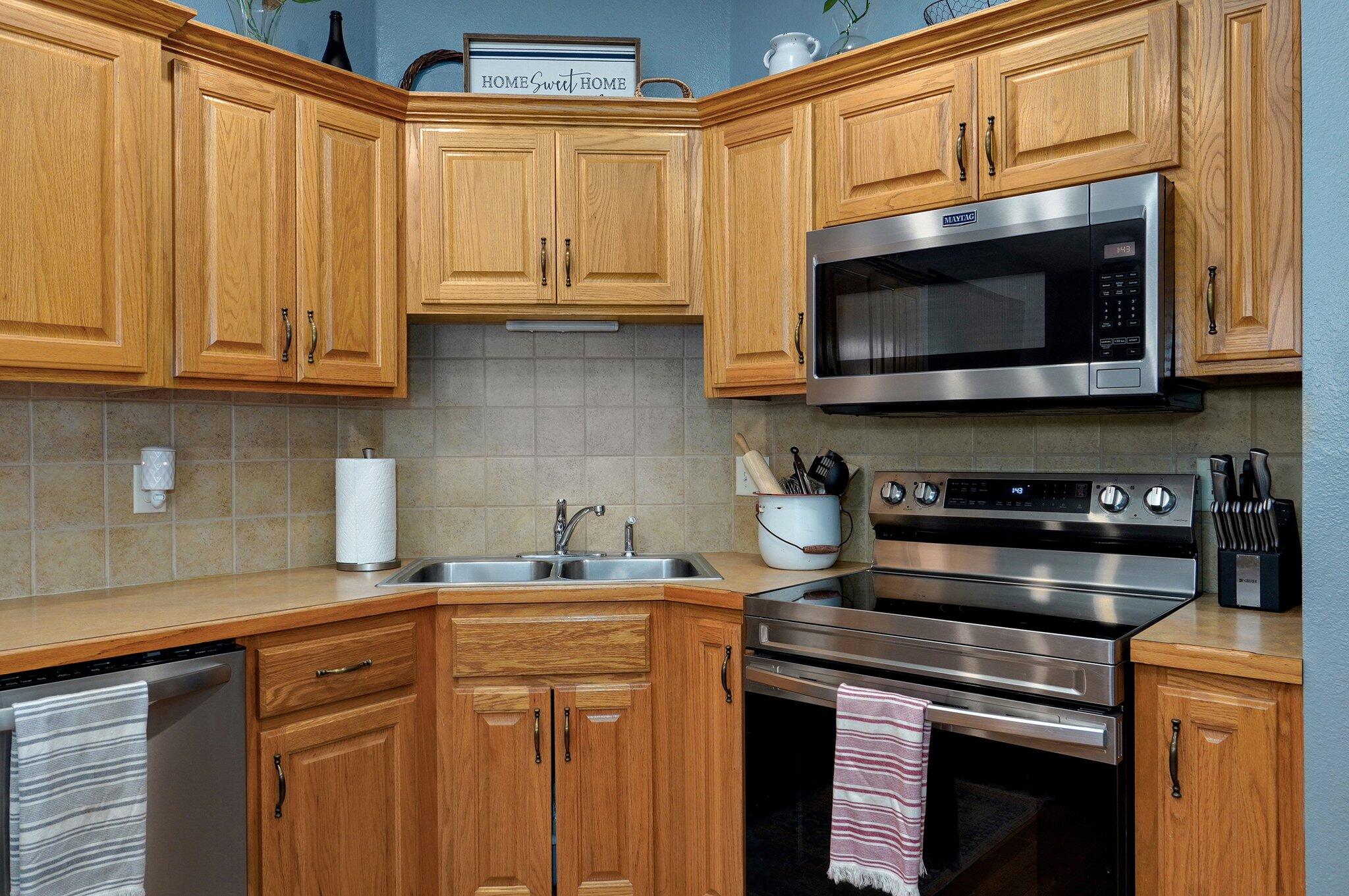 754 North Lexington Avenue Property Photo 12