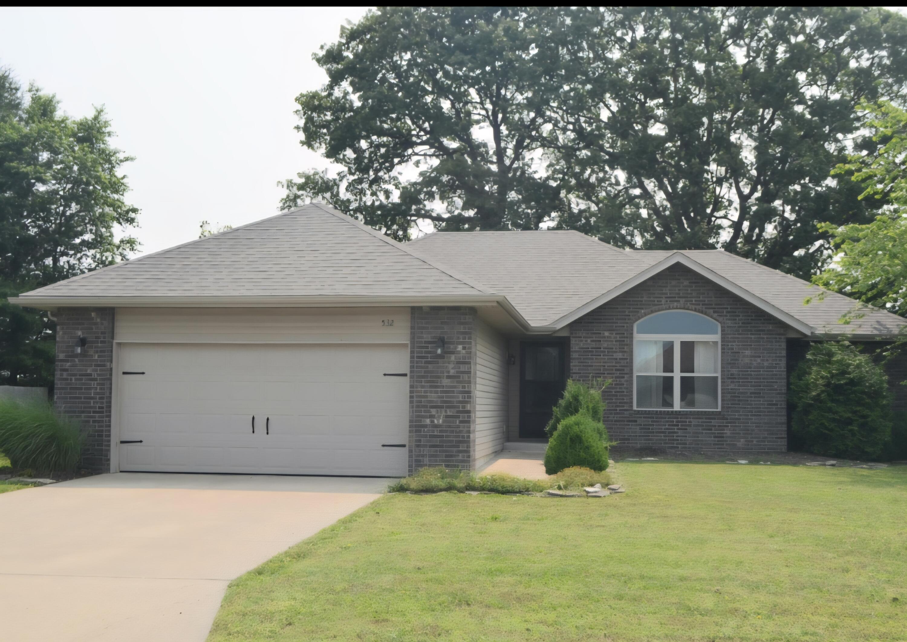 532 Holiday Street Property Photo 1