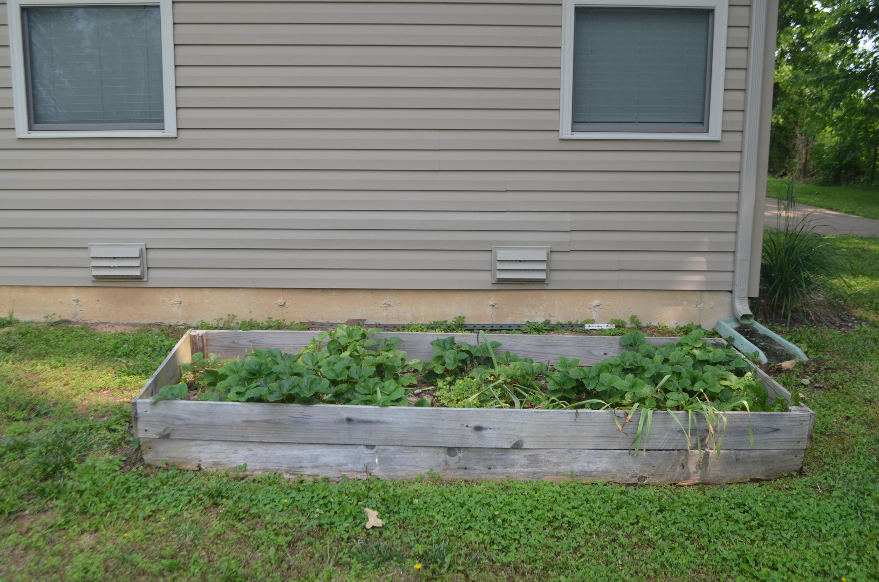 532 Holiday Street Property Photo 7