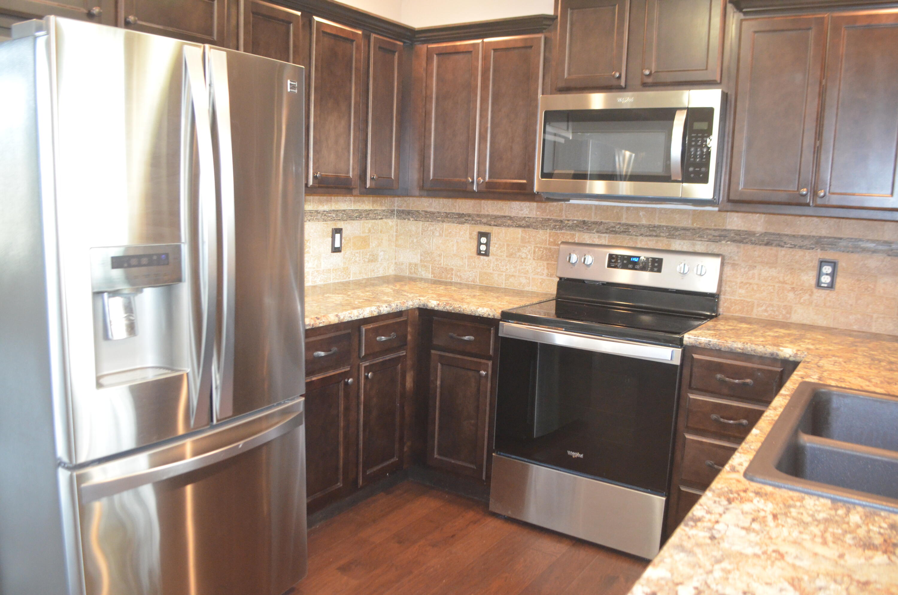 532 Holiday Street Property Photo 13