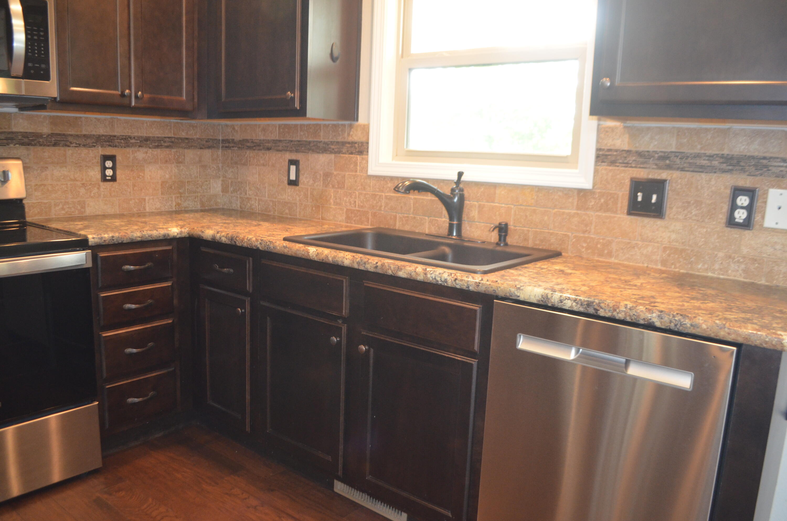 532 Holiday Street Property Photo 14