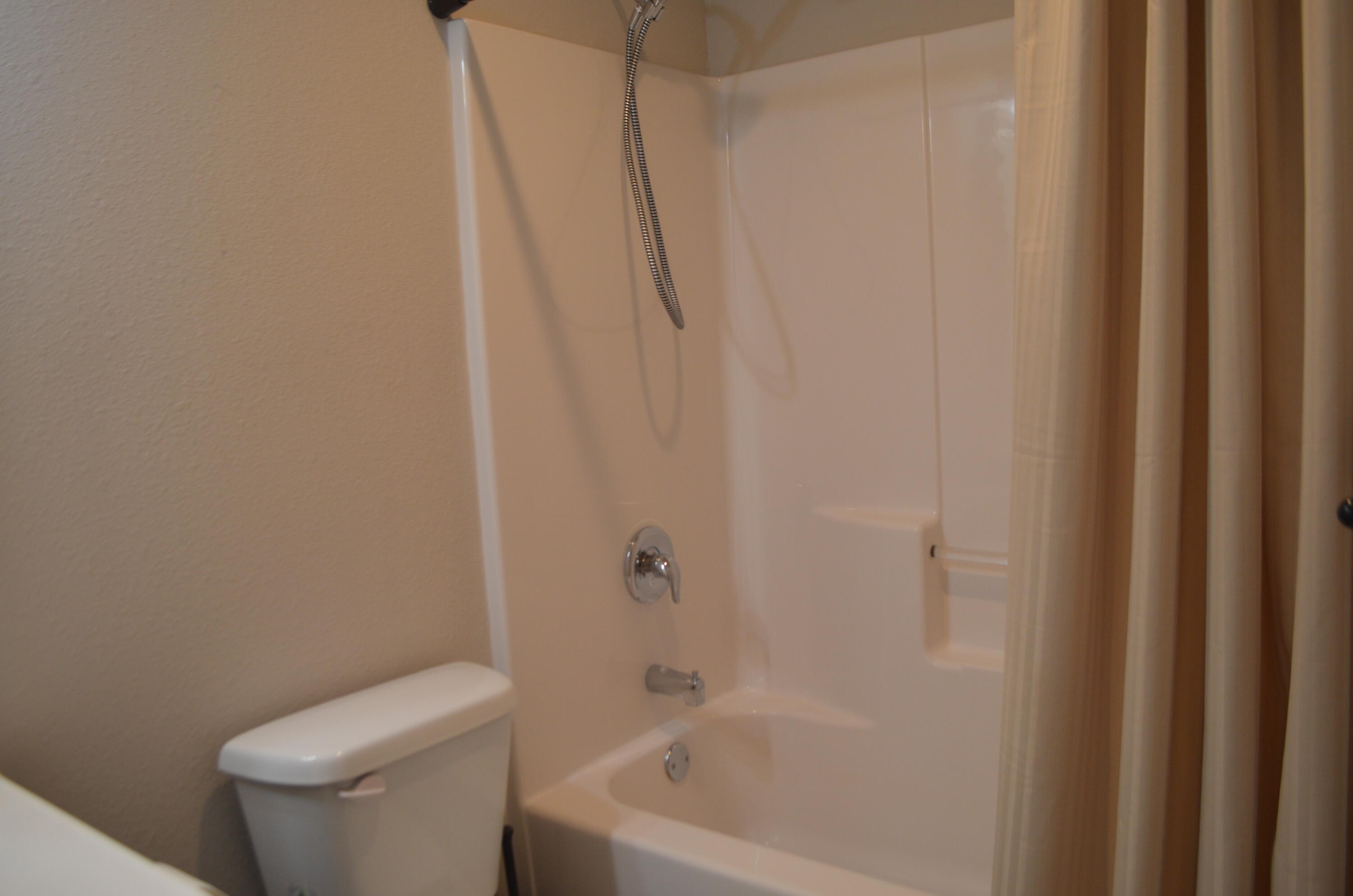 532 Holiday Street Property Photo 24