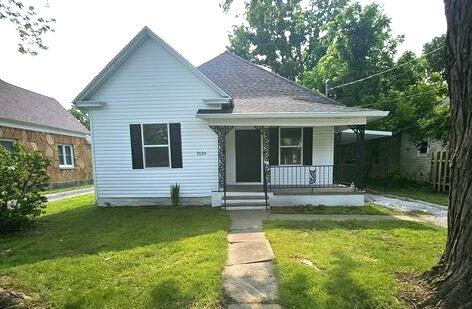 2124 North Grant Avenue Property Photo 1