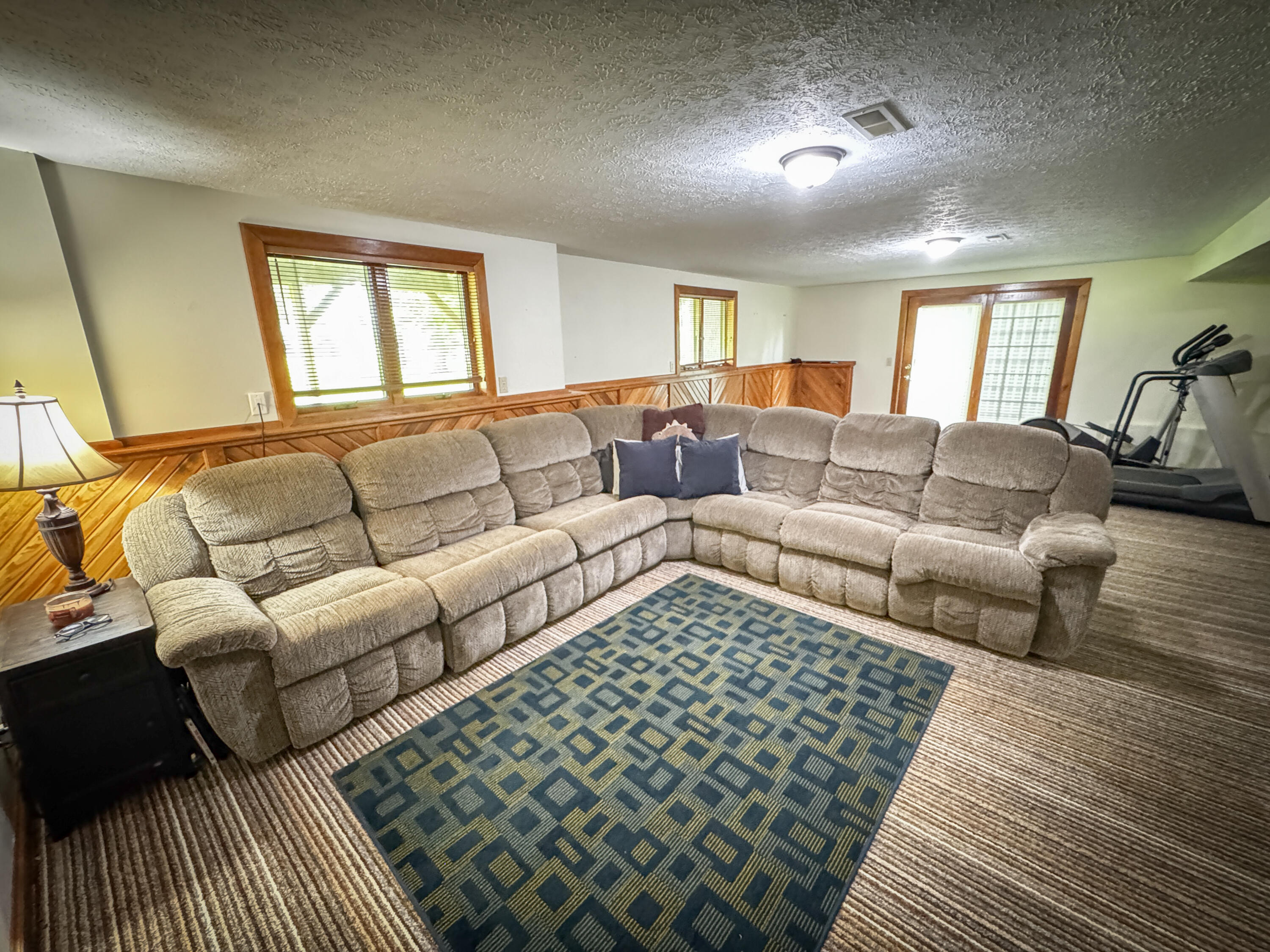 5350 East Farm Road 168 Property Photo 29