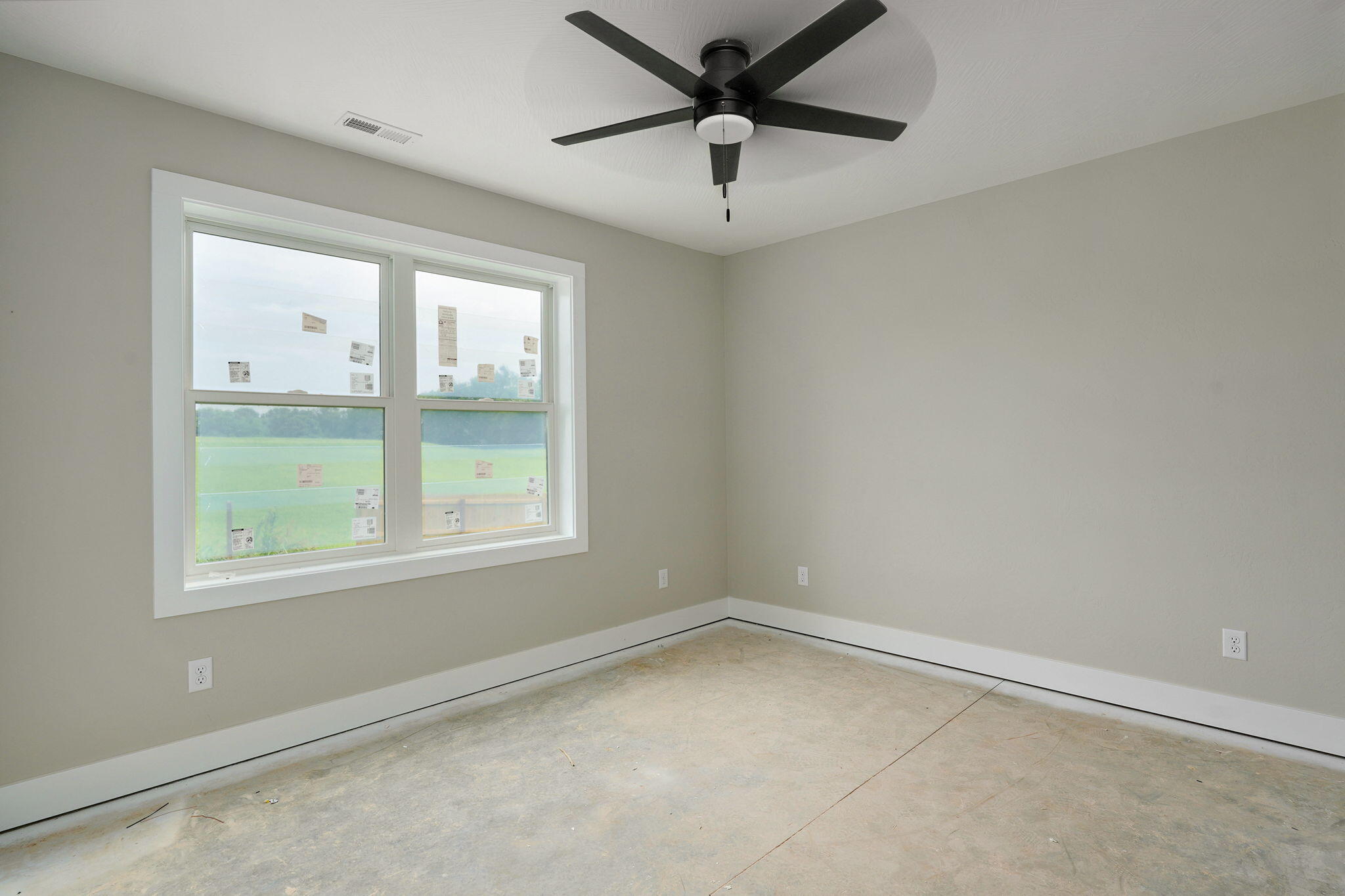 2925 West Edward Street Property Photo 15