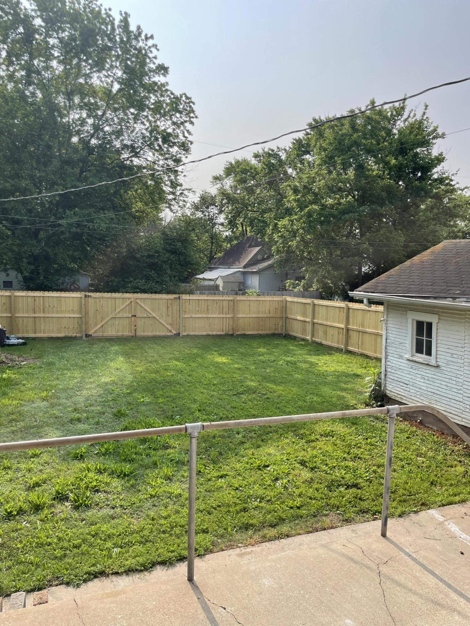 609 North Lincoln Avenue Property Photo 15