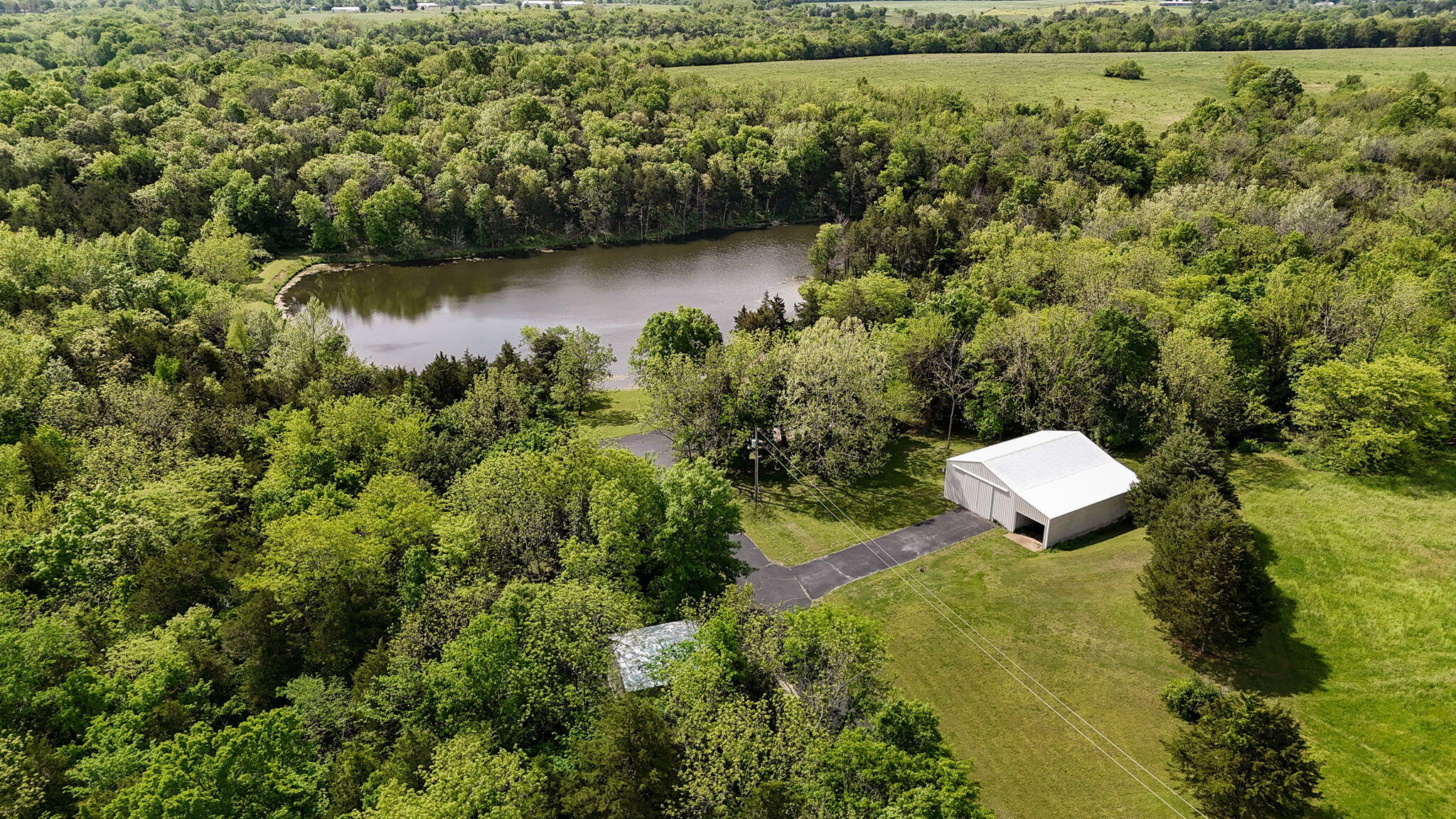 2124 East State Highway 215 Property Photo 15