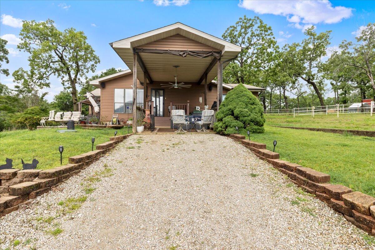 3837 Lazy Acres Road Property Photo 3