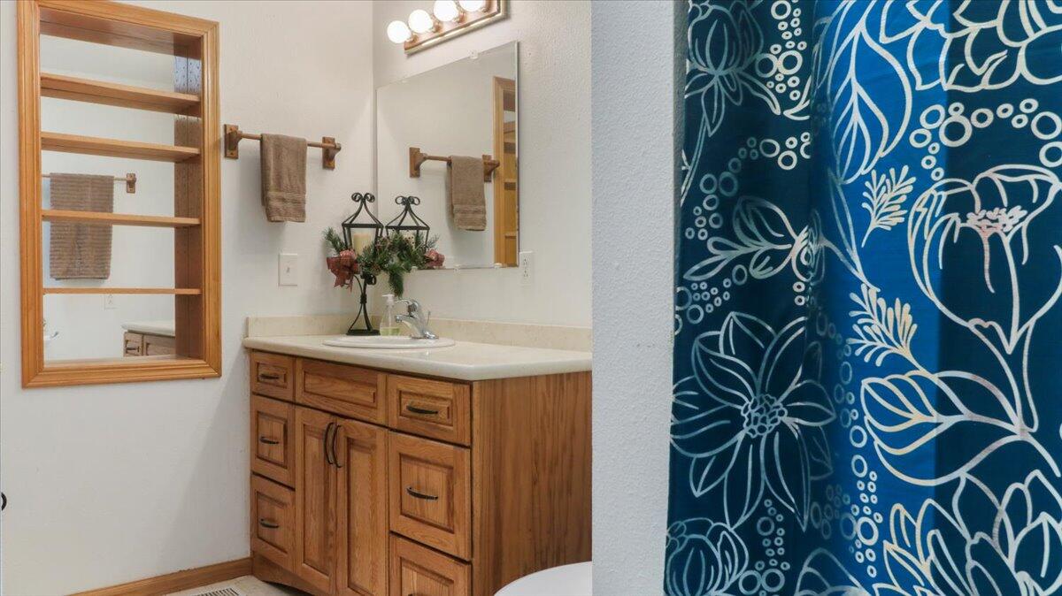 3837 Lazy Acres Road Property Photo 25