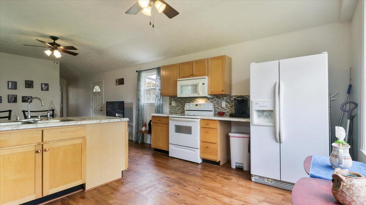 3837 Lazy Acres Road Property Photo 48