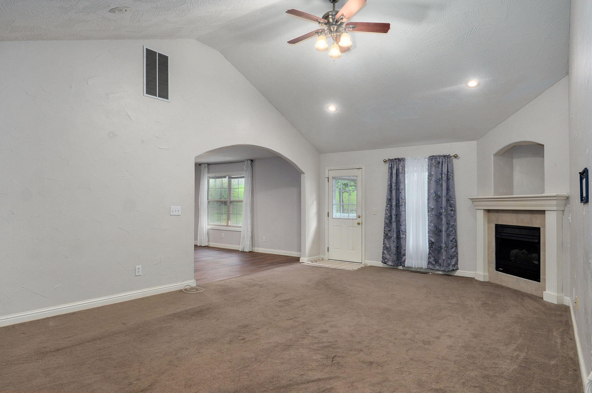 2304 South 12th Street Property Photo 7