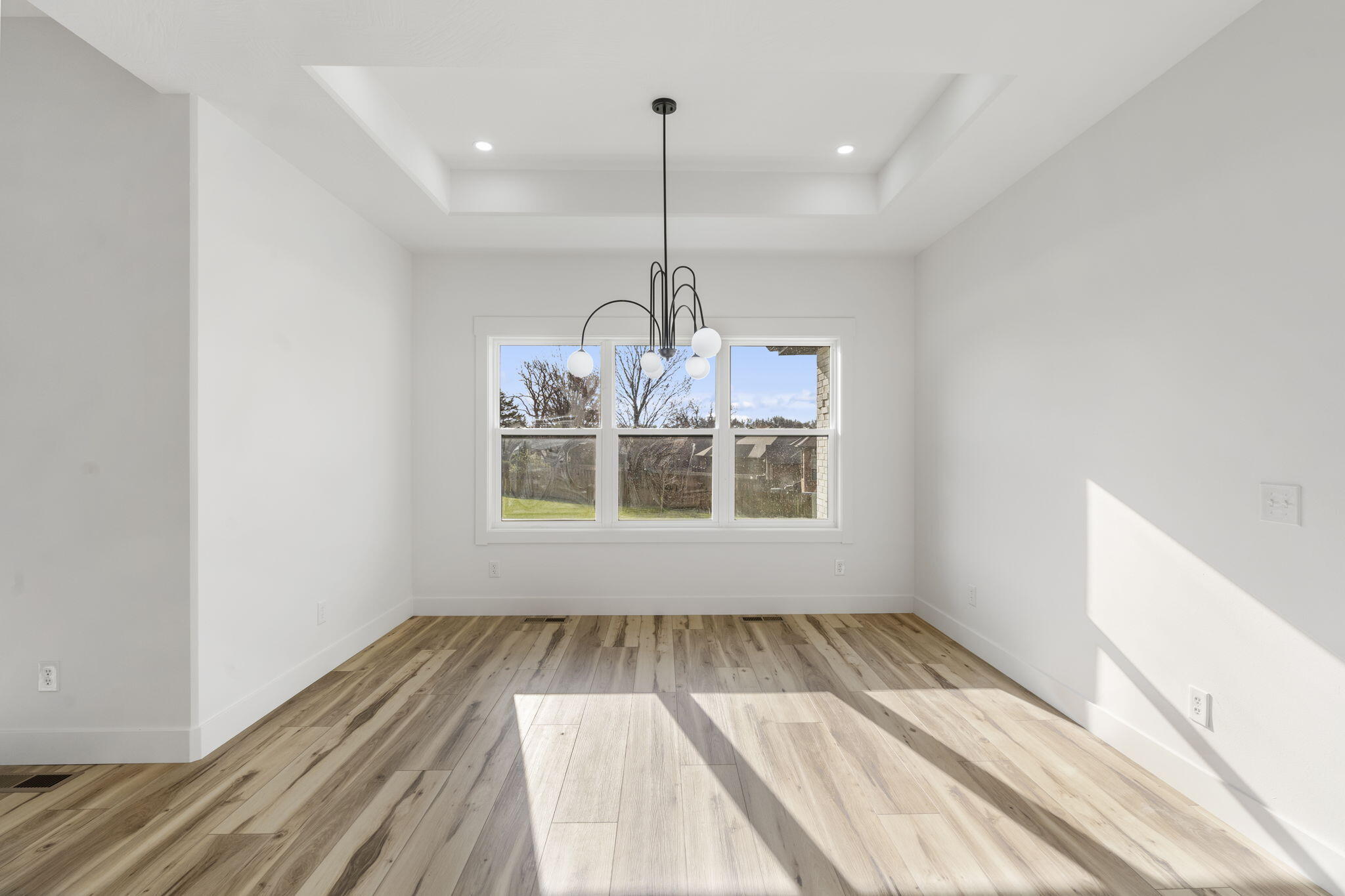 2048 North Sun Valley Drive Property Photo 14