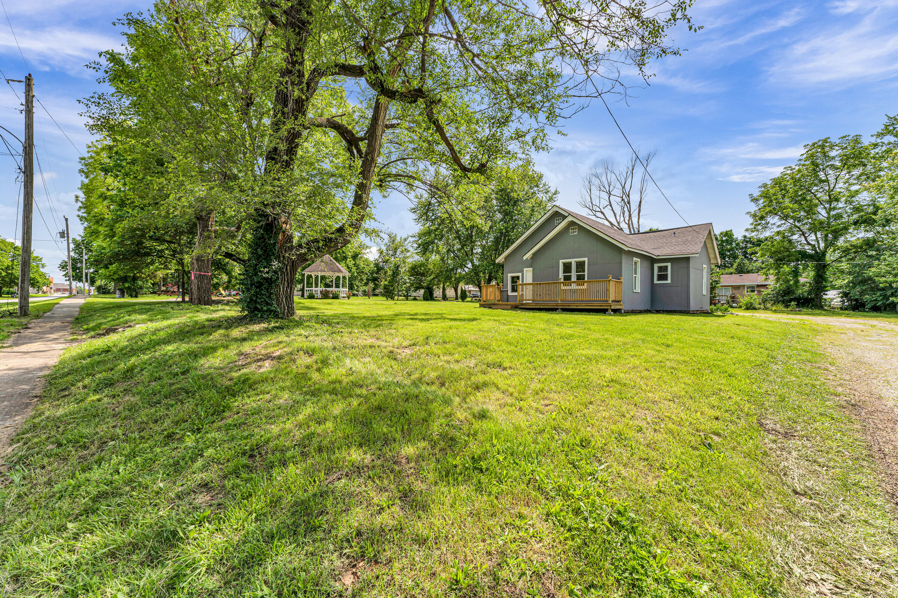 333 North Clay Street Property Photo 15
