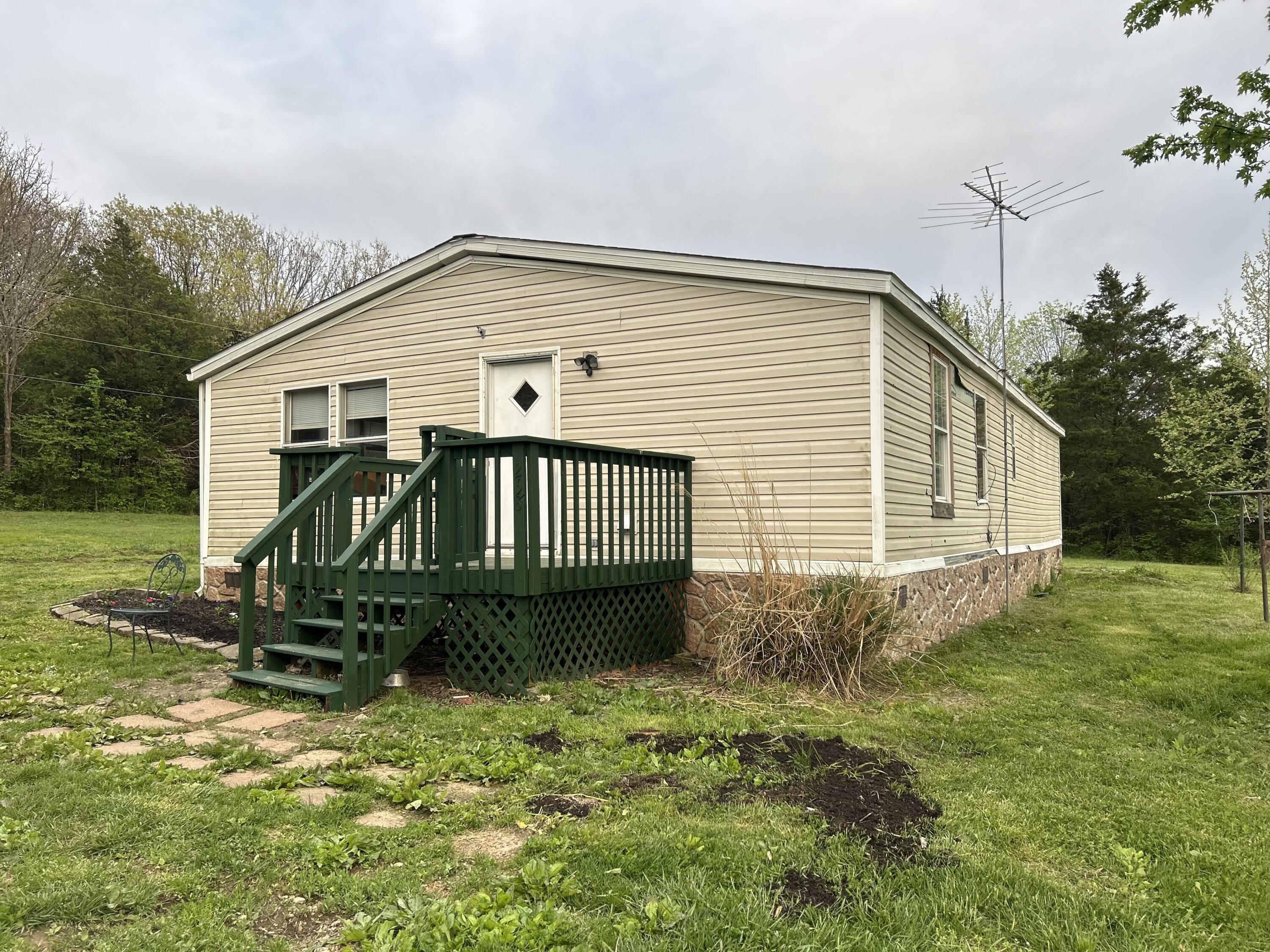 258 Temple Hill Drive Property Photo 8