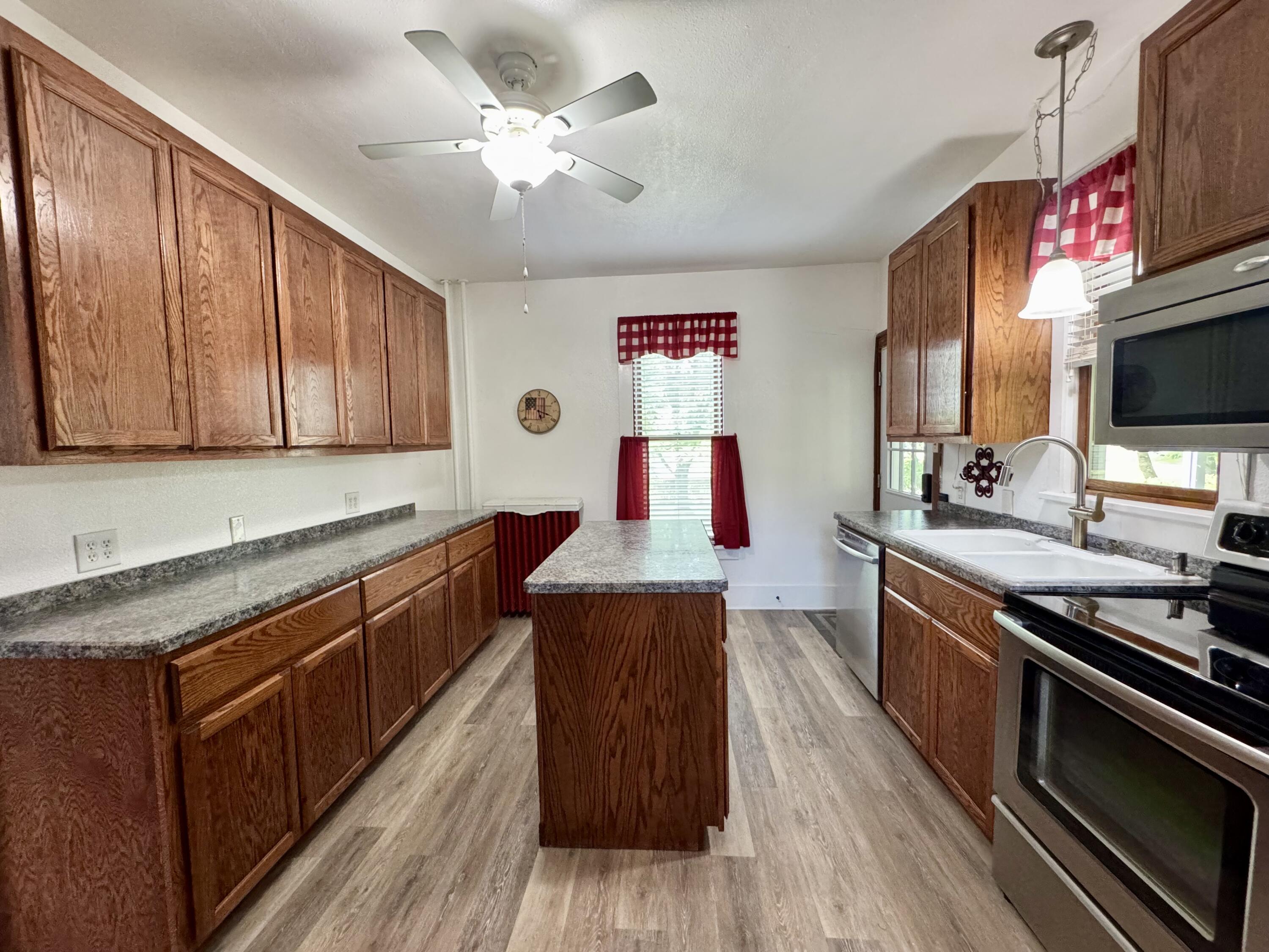 603 South Jefferson Street Property Photo 23