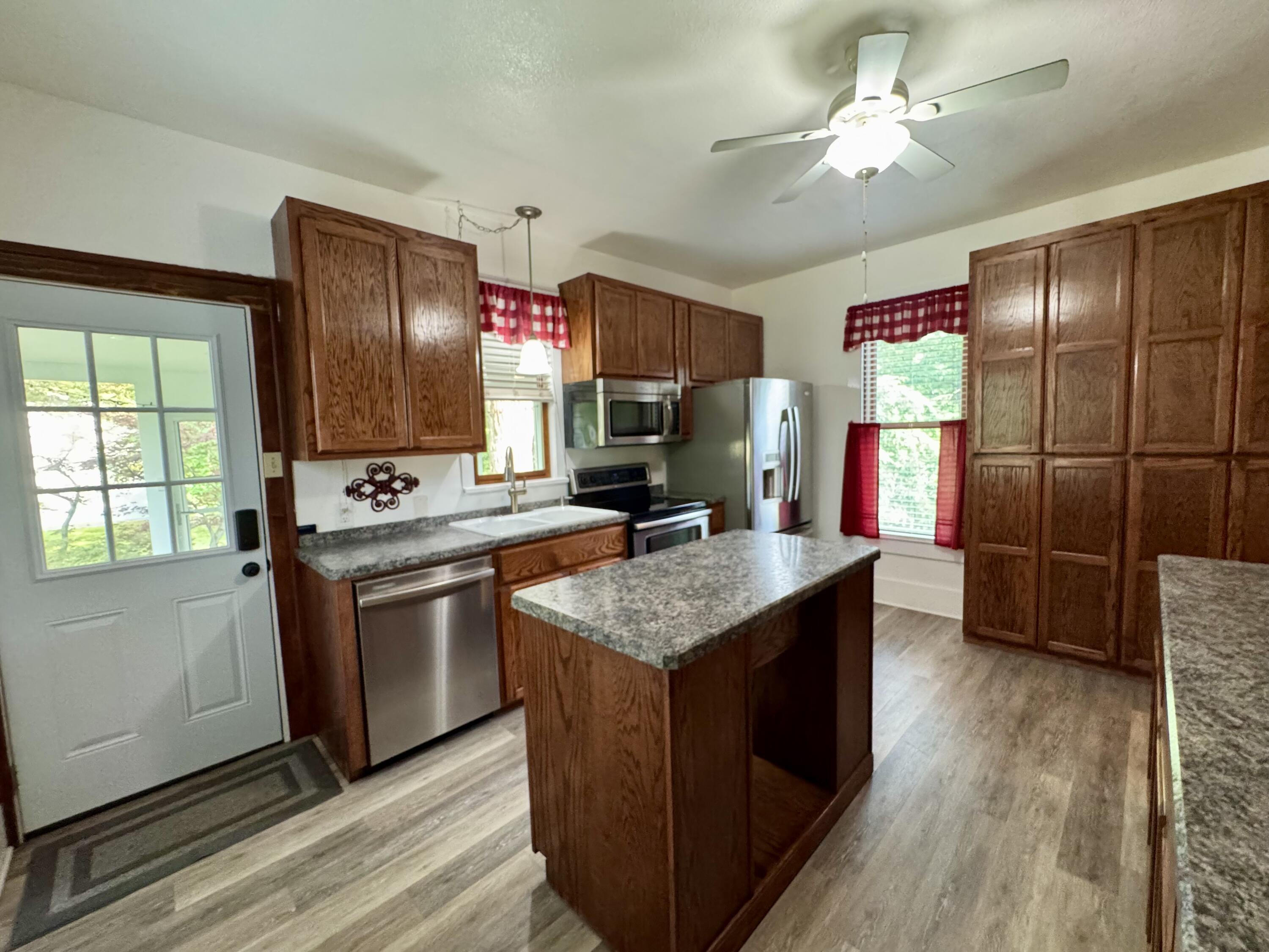 603 South Jefferson Street Property Photo 25