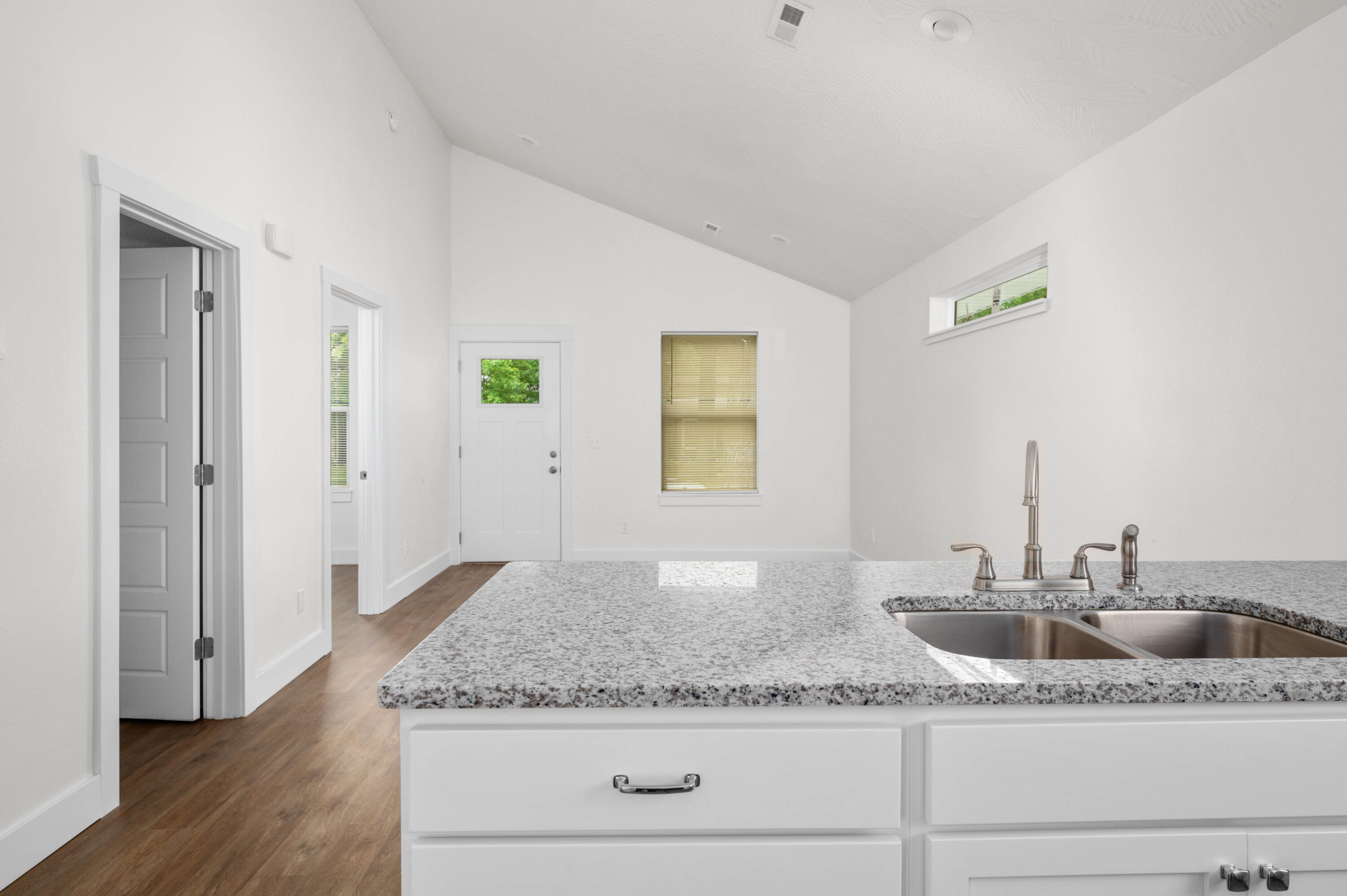 1211 South Pennsylvania Avenue Property Photo 9