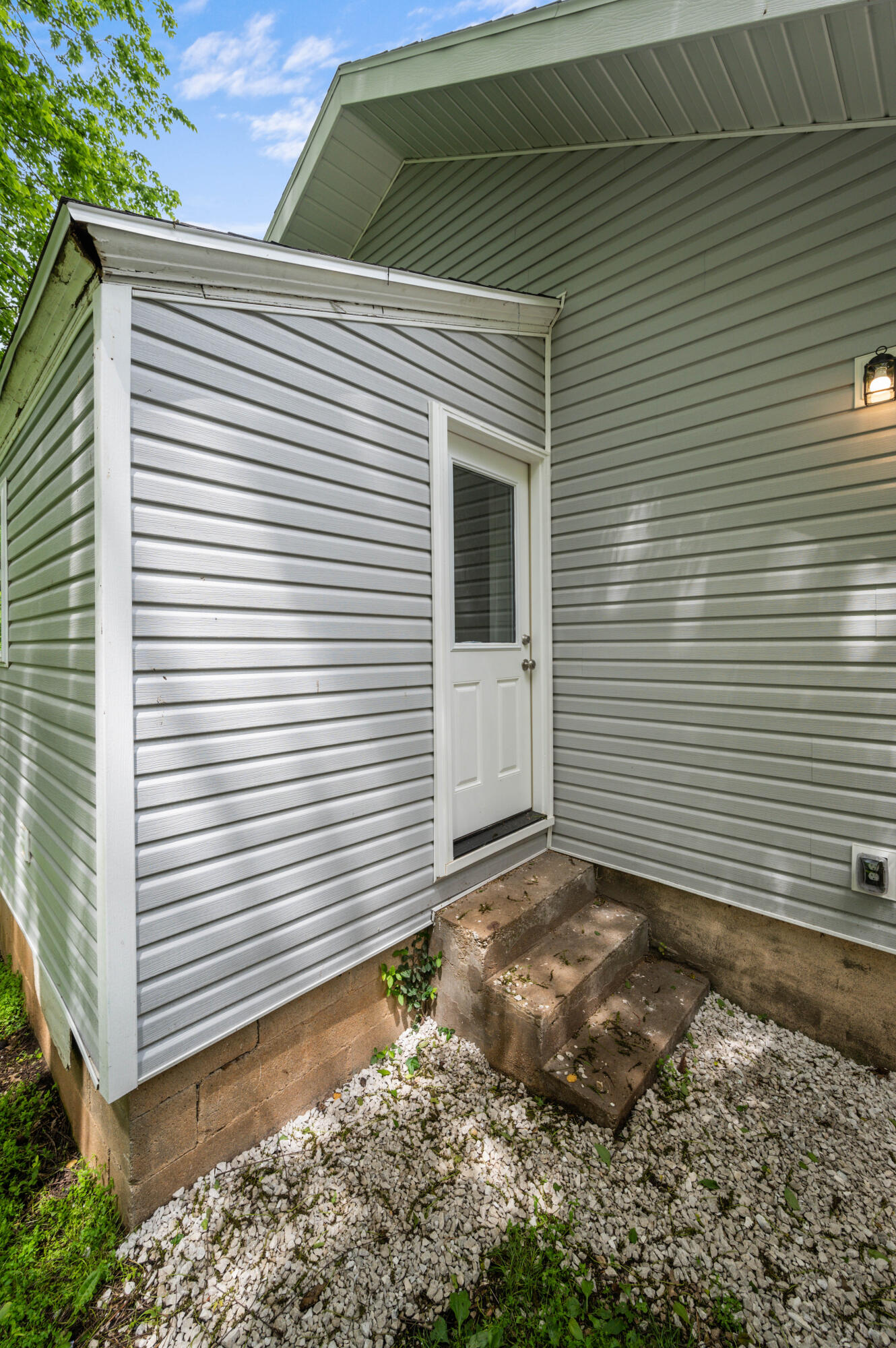 1211 South Pennsylvania Avenue Property Photo 17