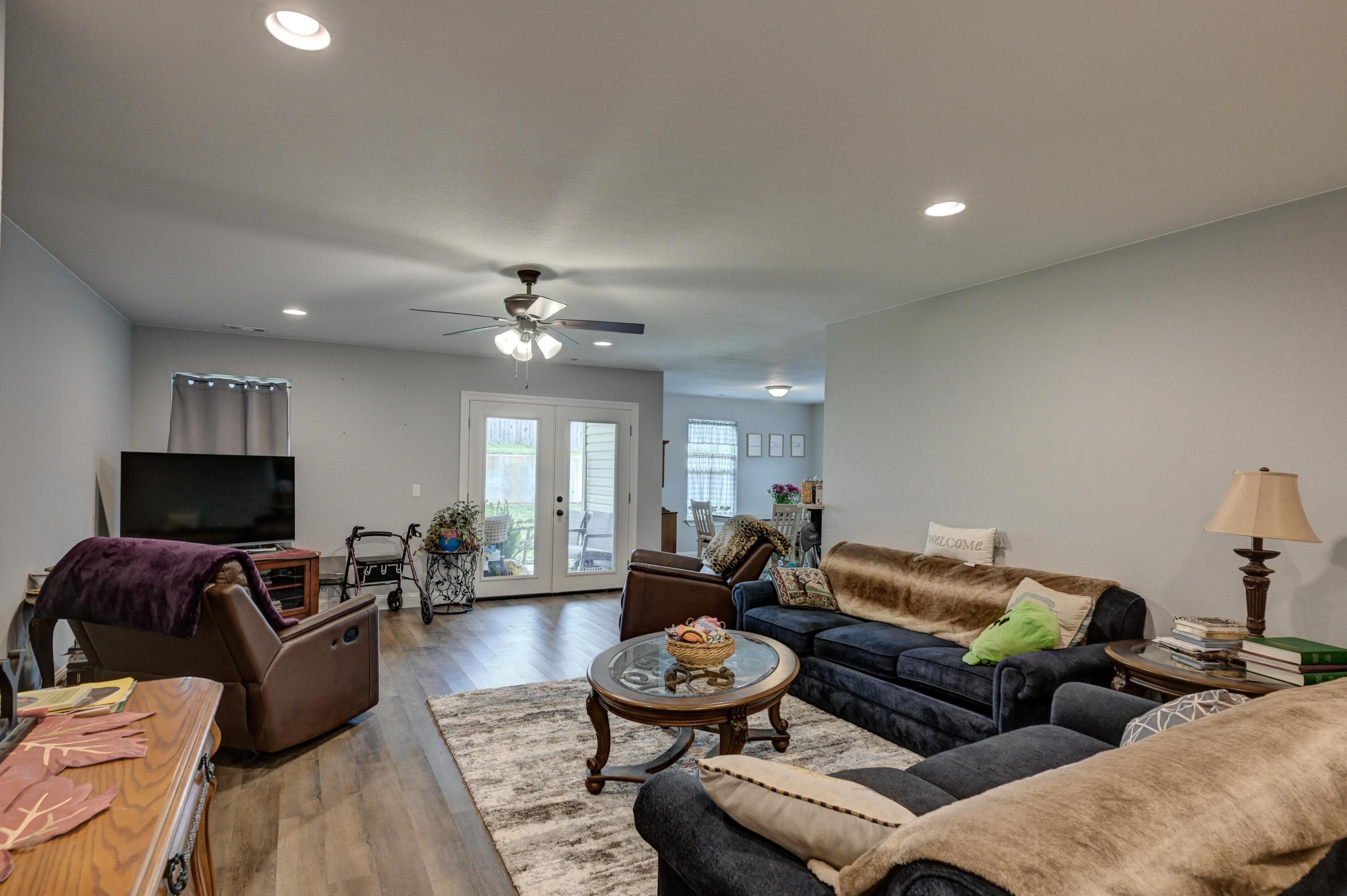 1302 Justin Trail Property Photo 8