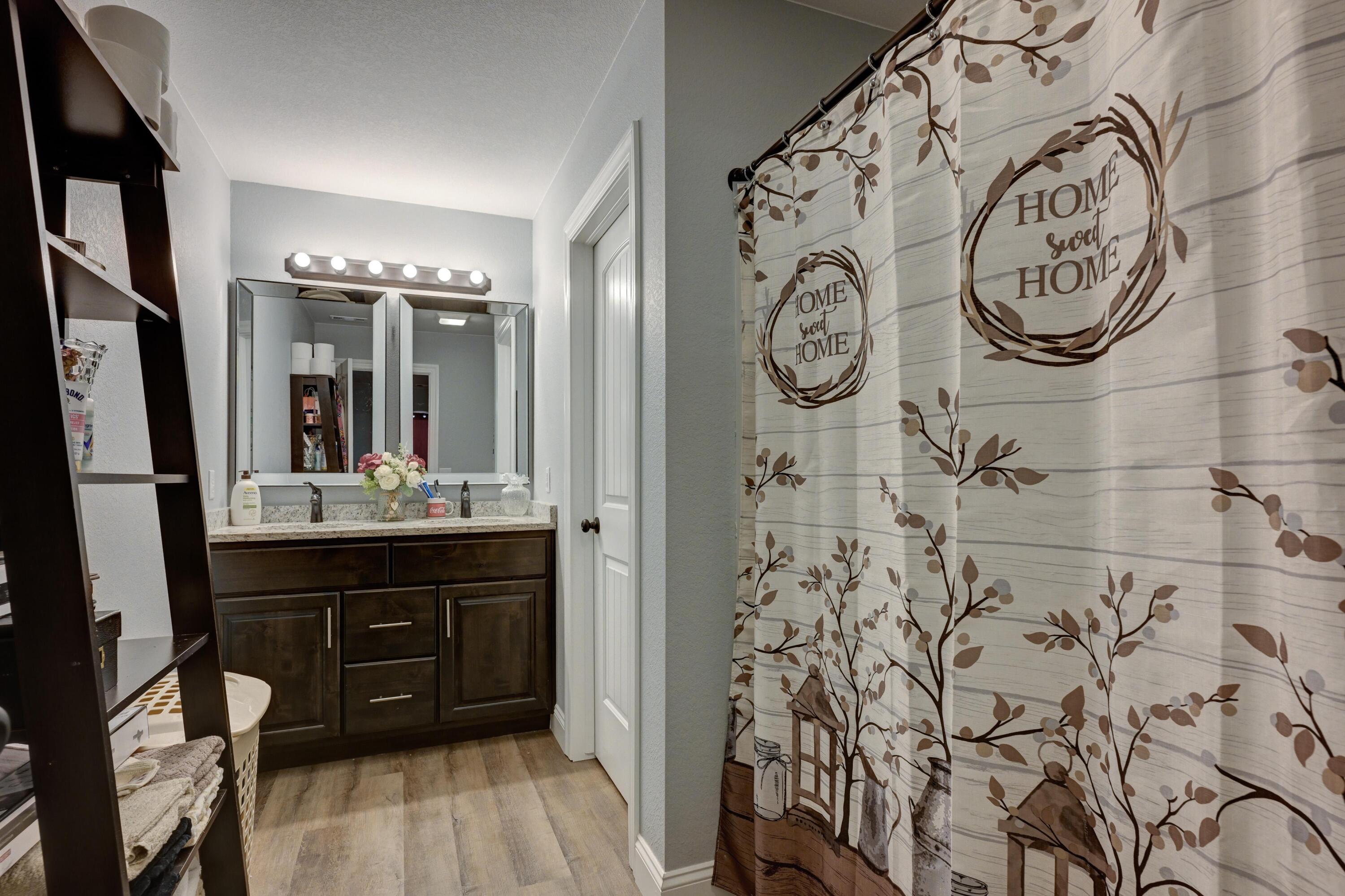 1302 Justin Trail Property Photo 29