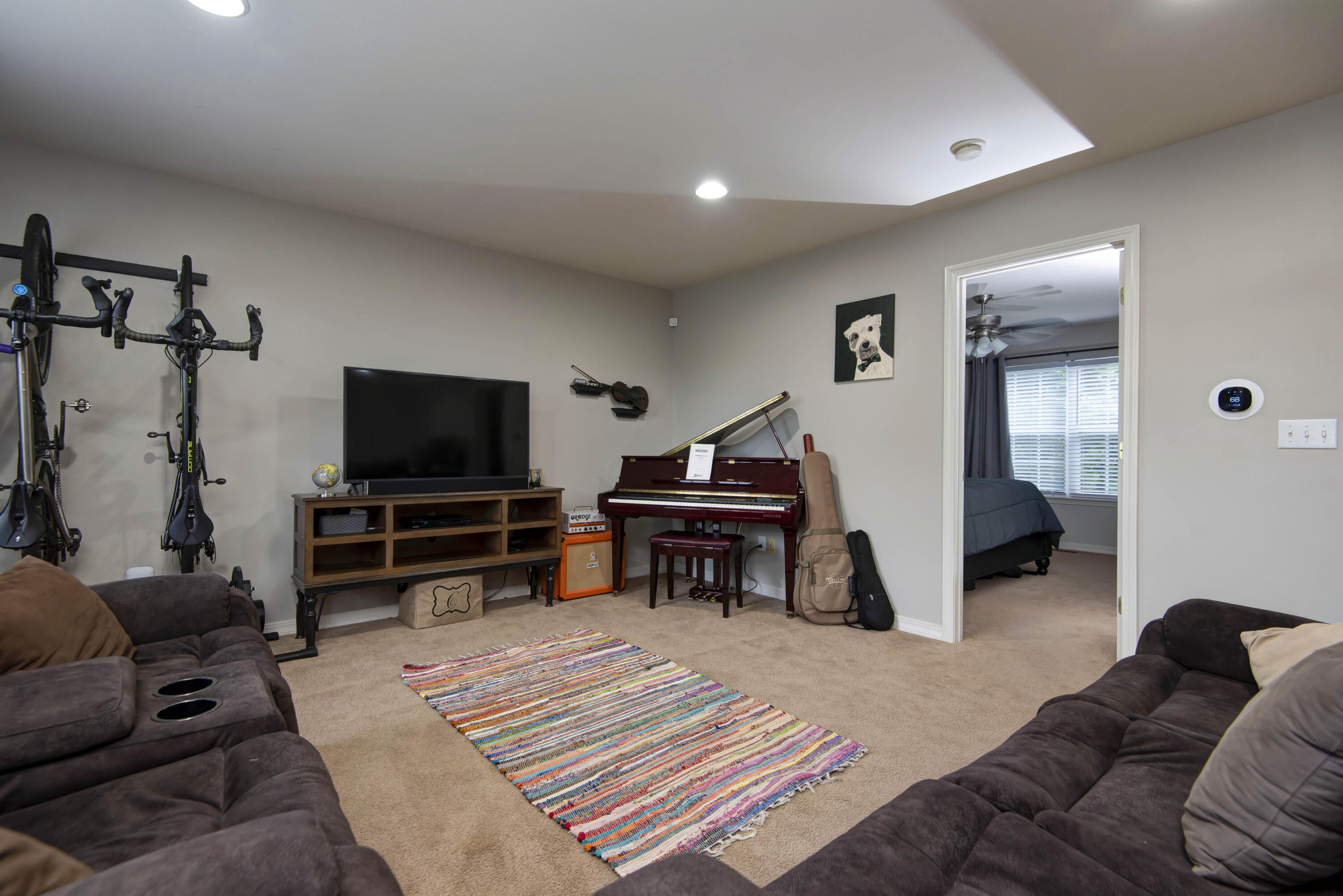 326 Country Bluff Drive Property Photo 28