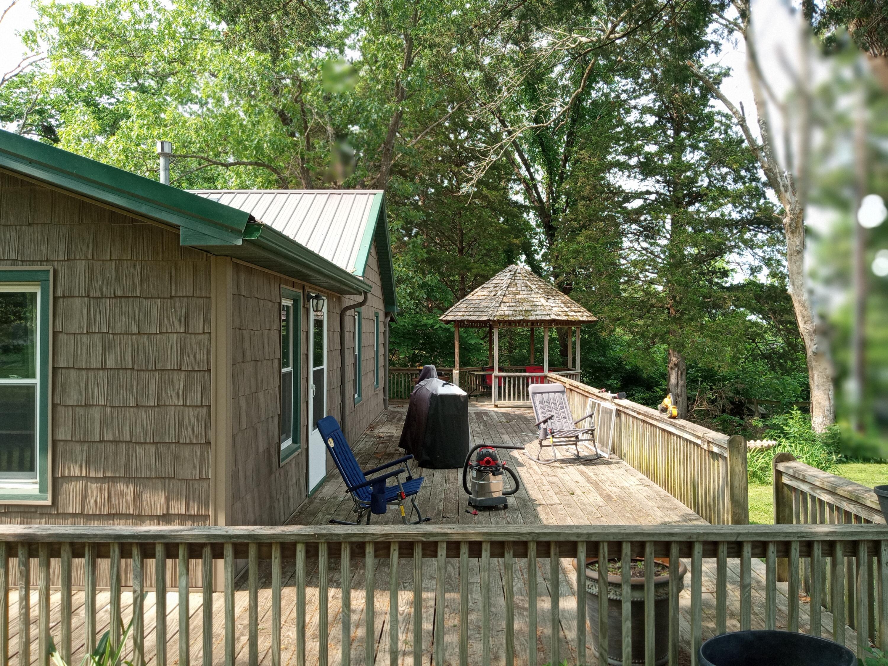 3271 Oak Grove Circle Property Photo 3