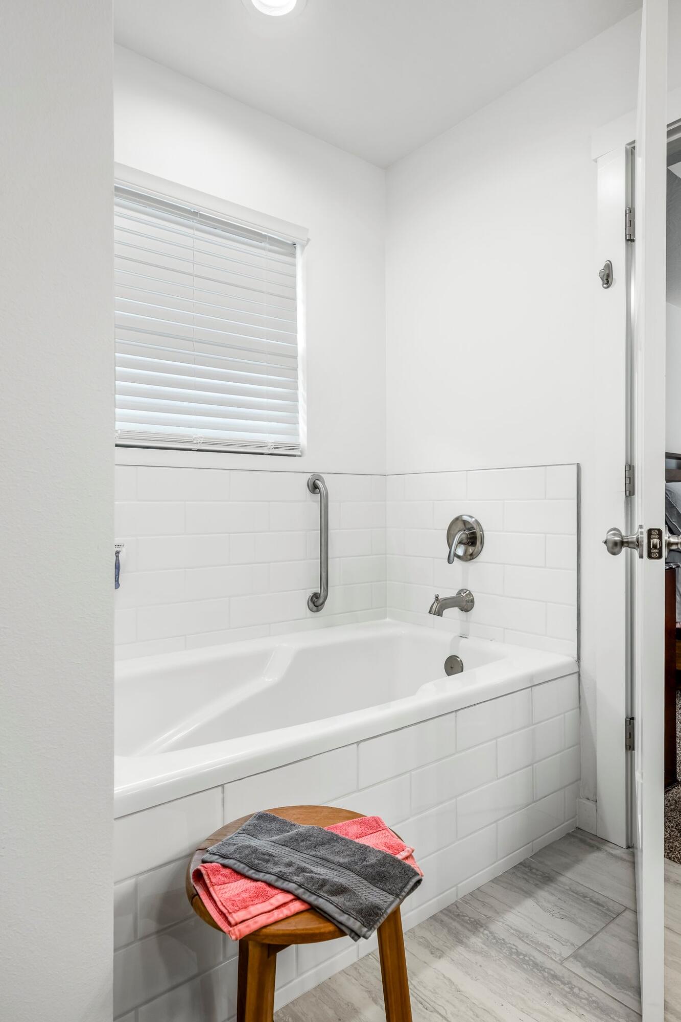 4269 Madrid Avenue Property Photo 21