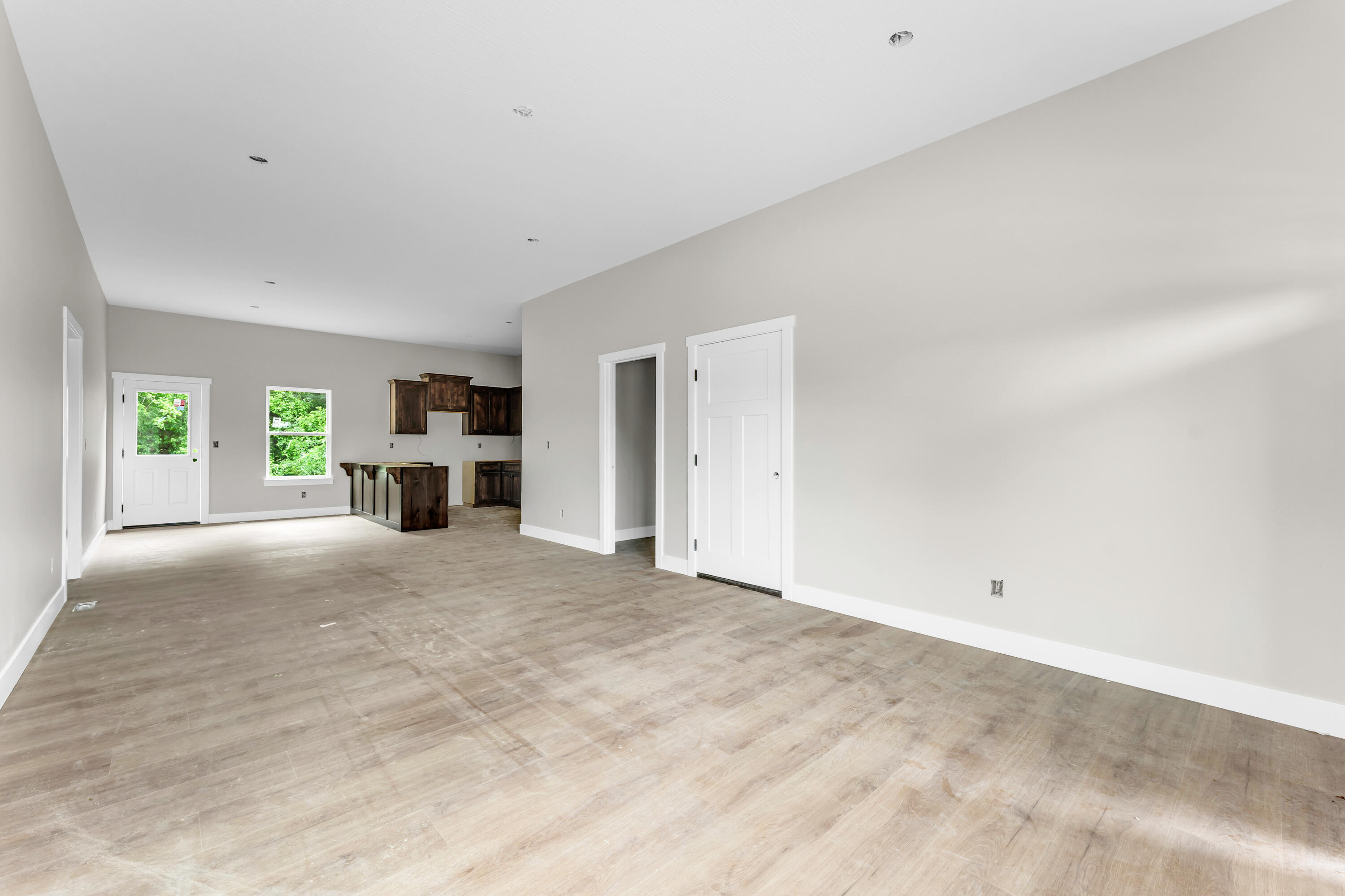 920 Berry Lane Property Photo 6