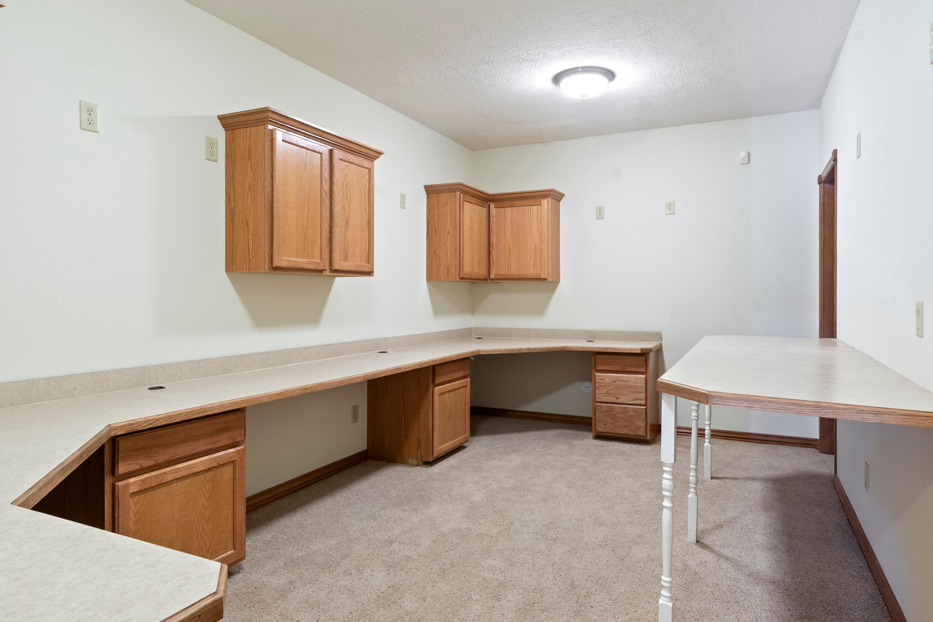 1140 South Grant Avenue Property Photo 7