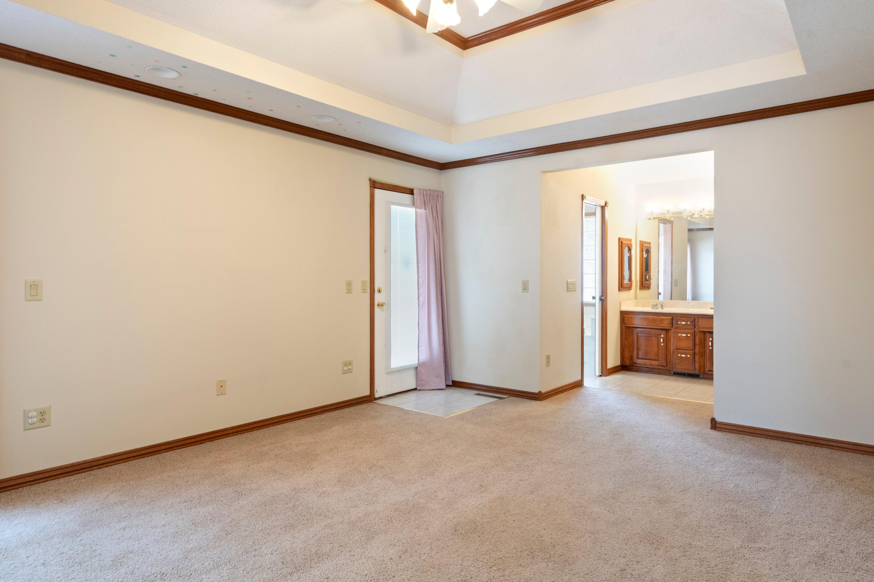 1140 South Grant Avenue Property Photo 18
