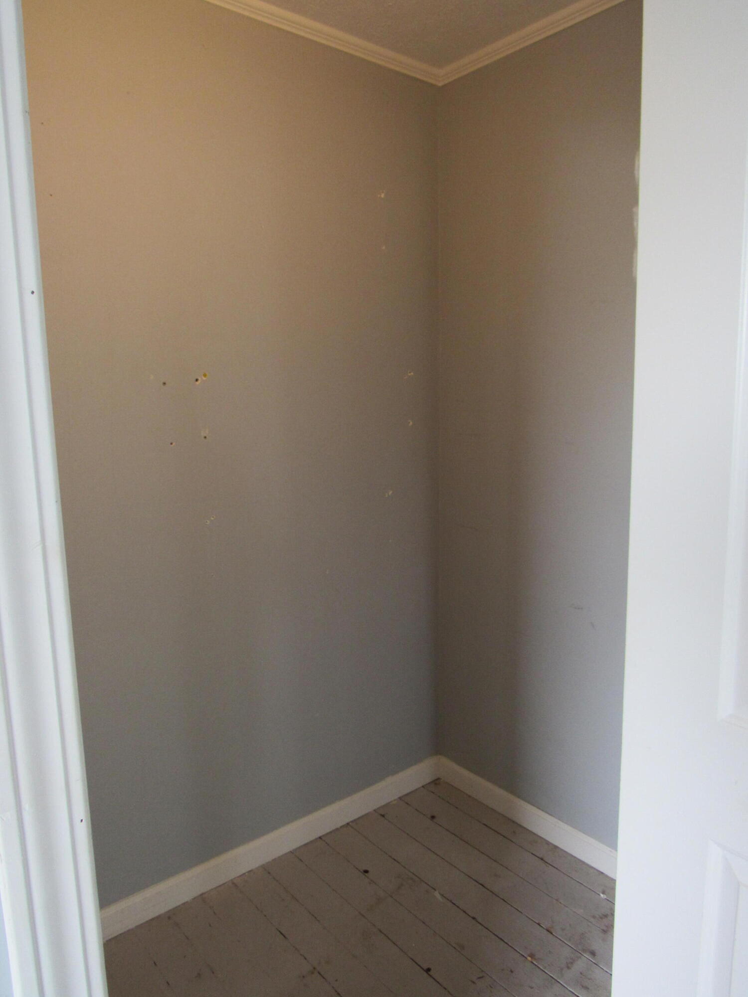 203 West Washington Street Property Photo 9