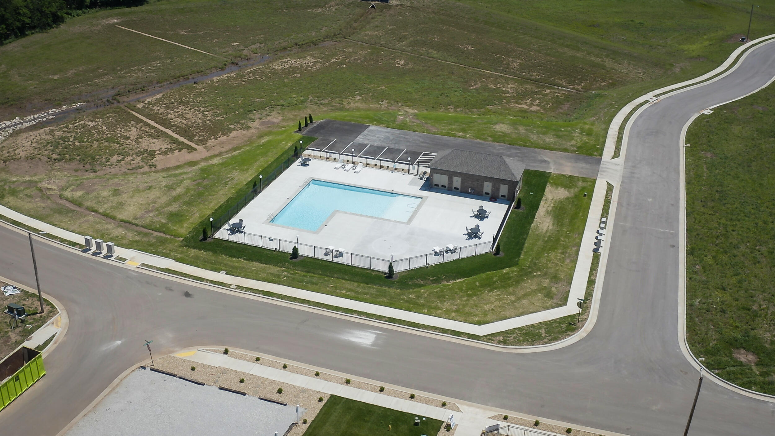 476 Lennox Street Property Photo 18