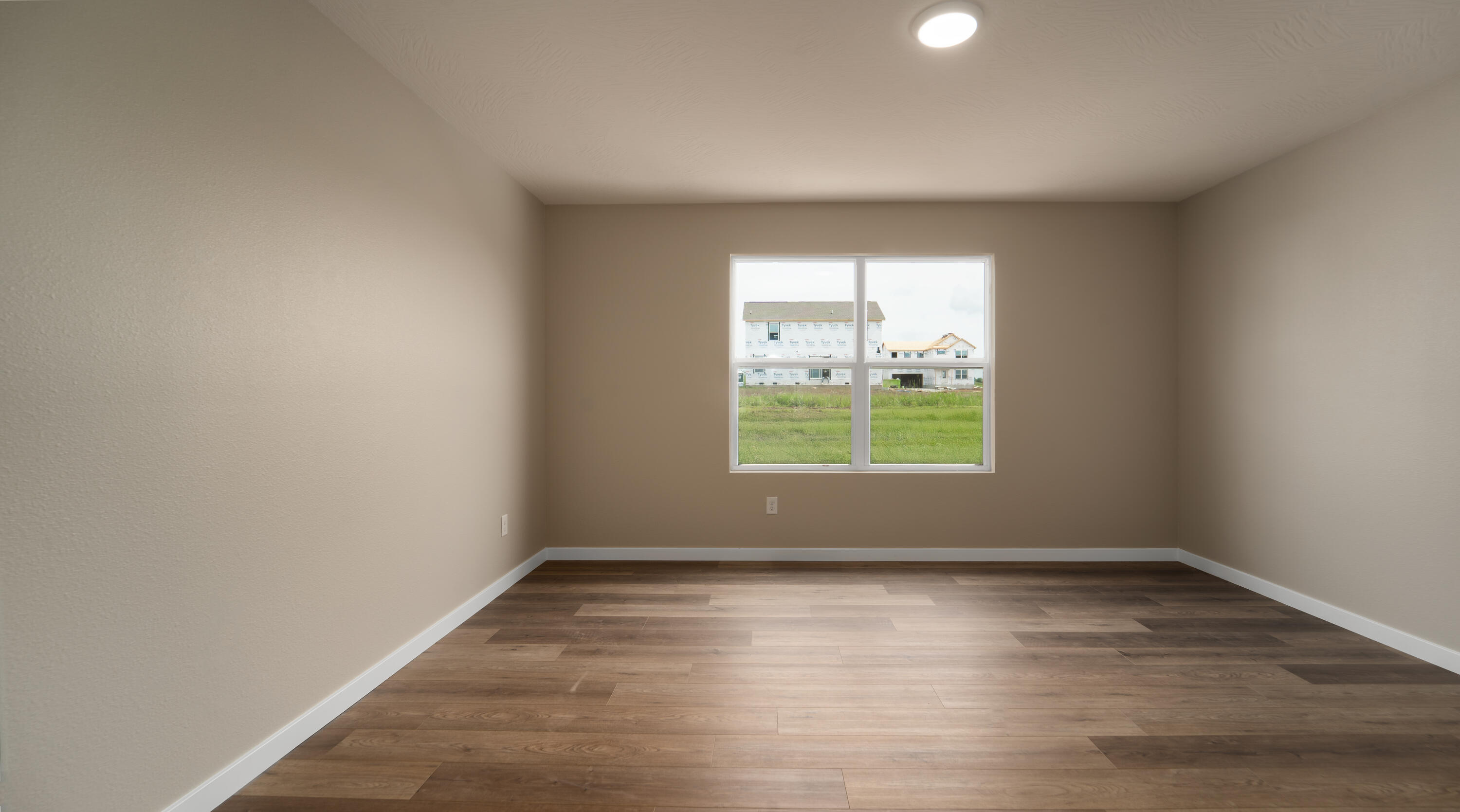 475 Summit Drive Property Photo 9