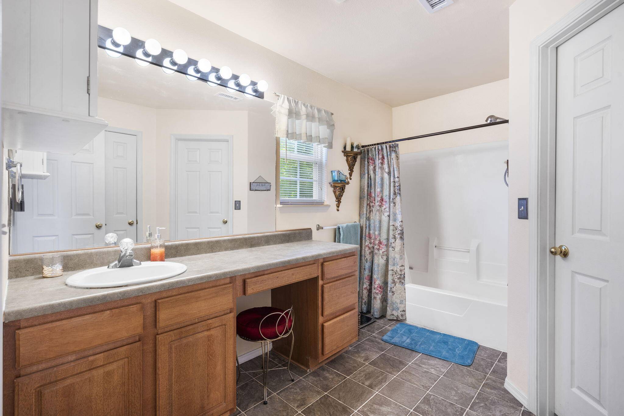 120 Deer Run Road Property Photo 17