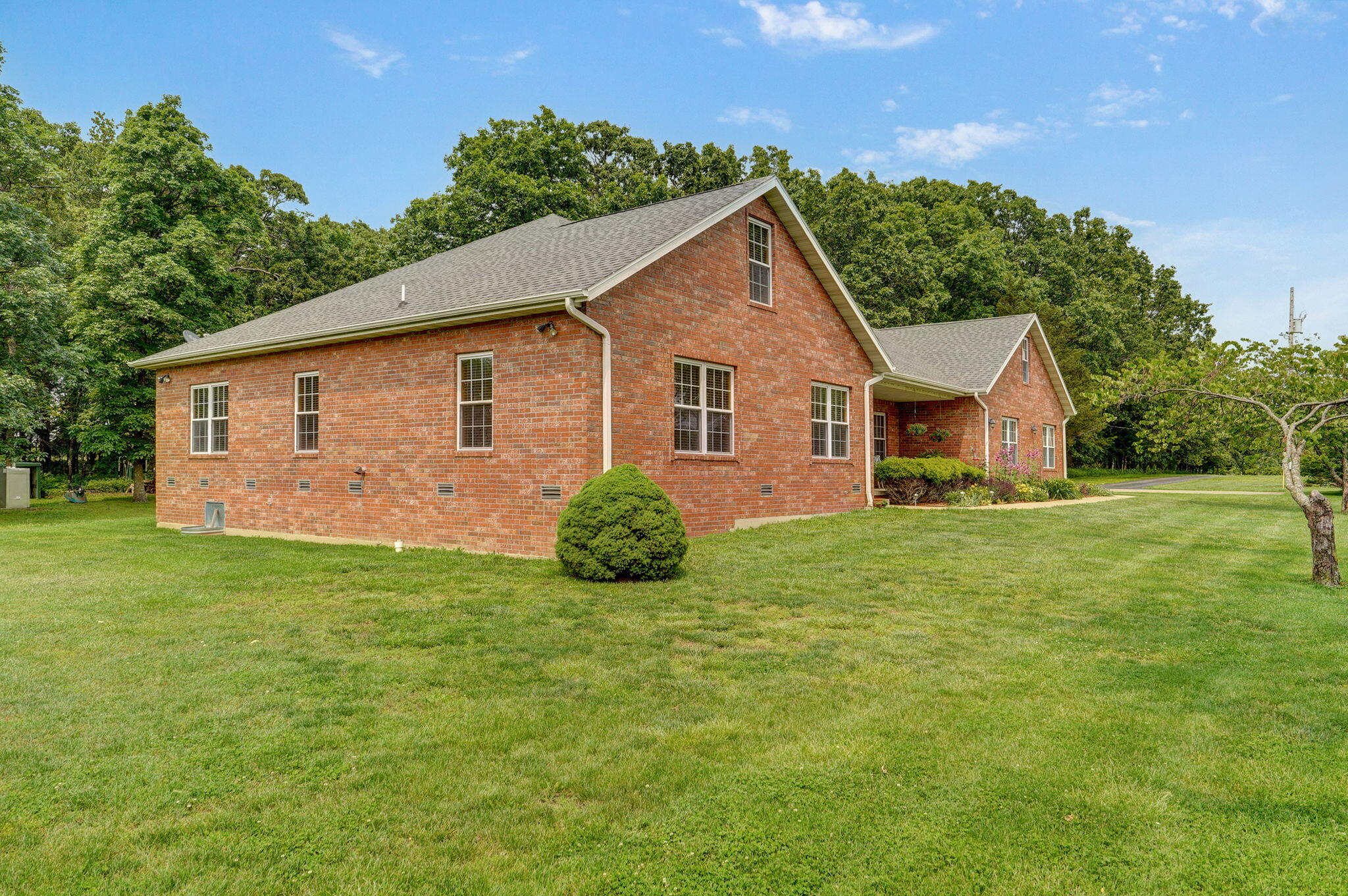5473 North State Highway 125 Property Photo 3