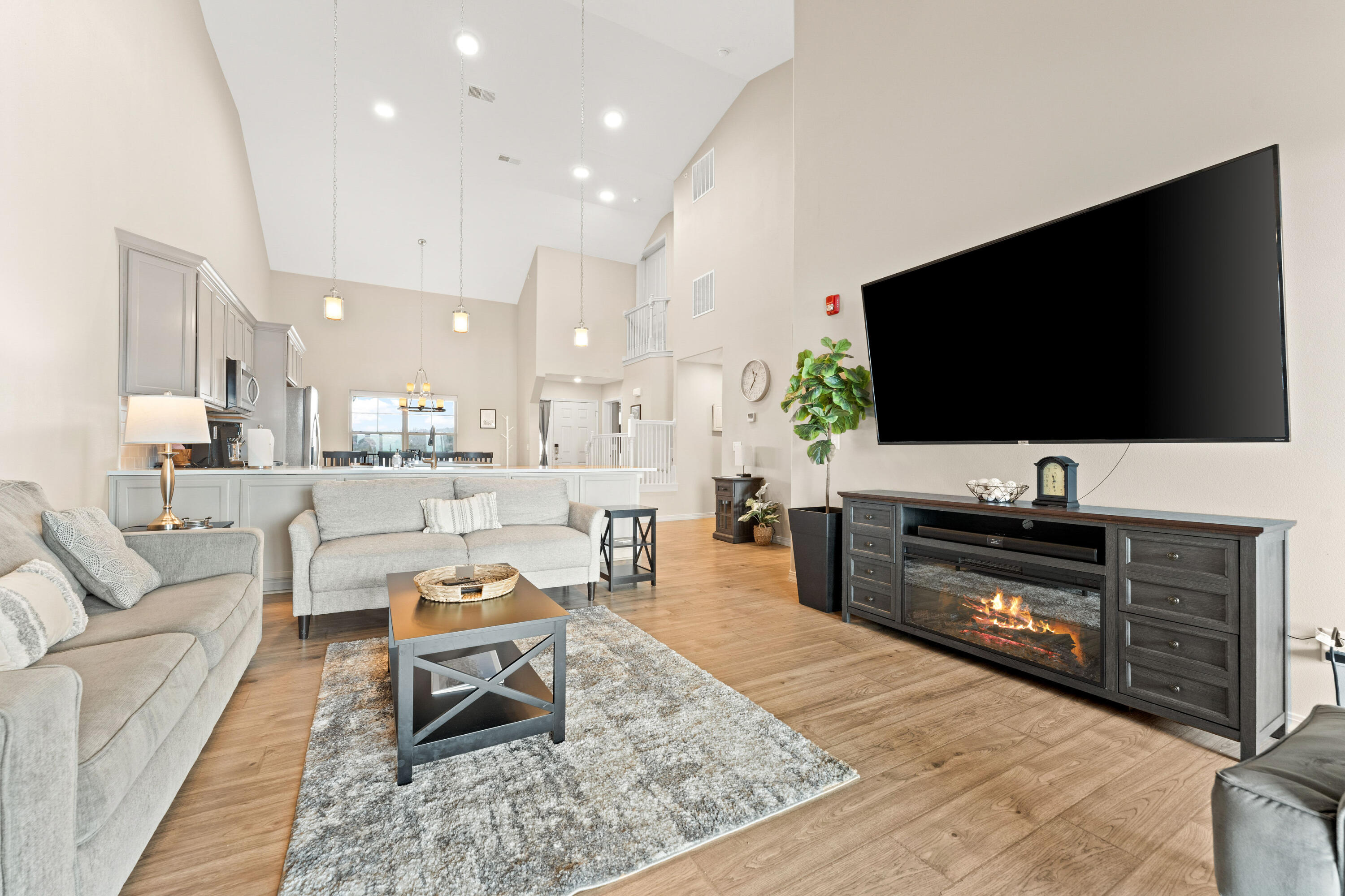 200 Majestic Drive Property Photo 5