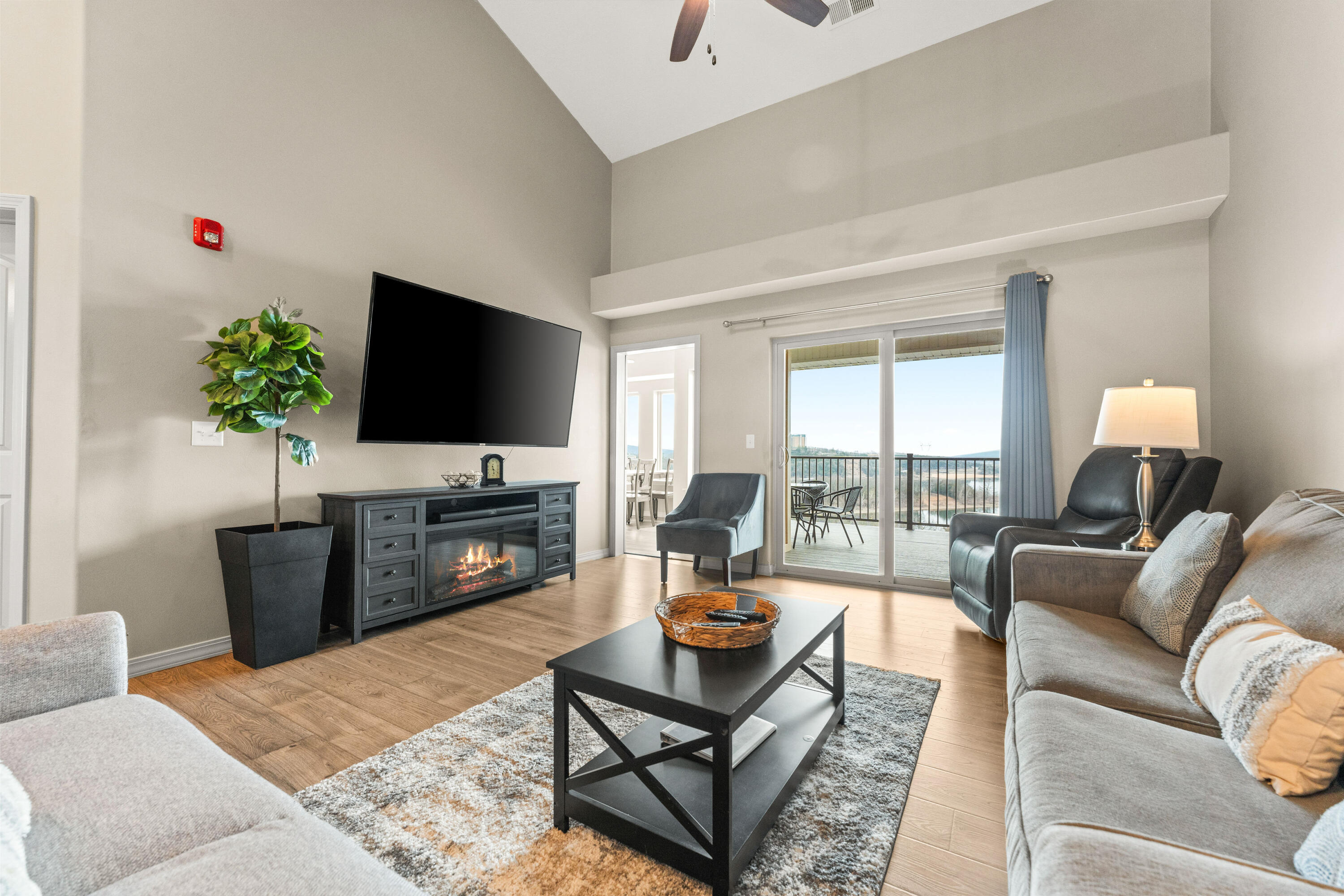 200 Majestic Drive Property Photo 17