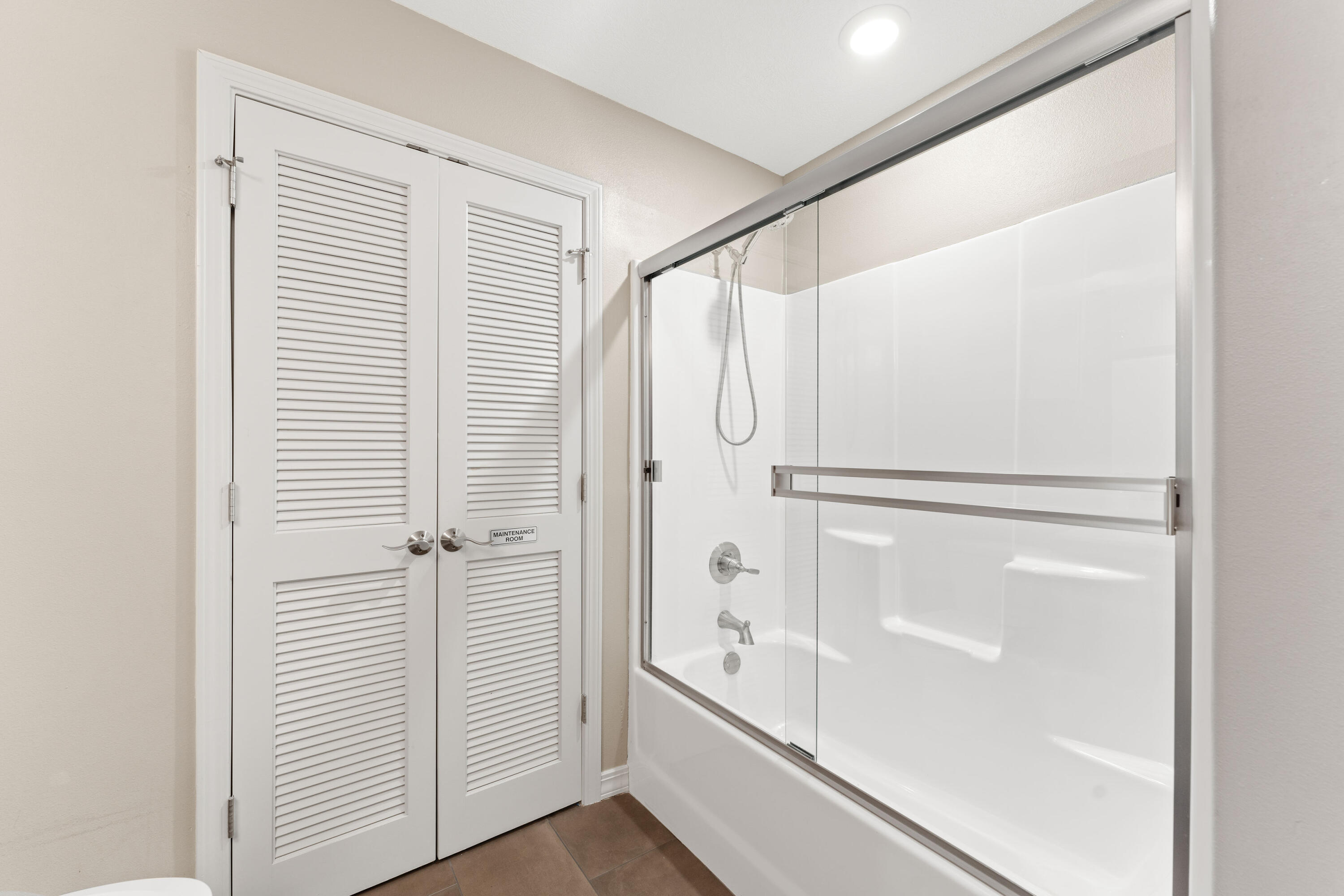 200 Majestic Drive Property Photo 32