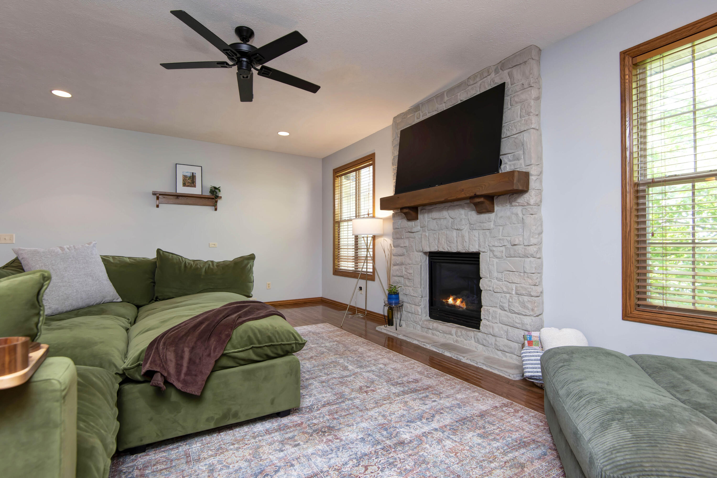 5052 East Cherry Place Property Photo 4