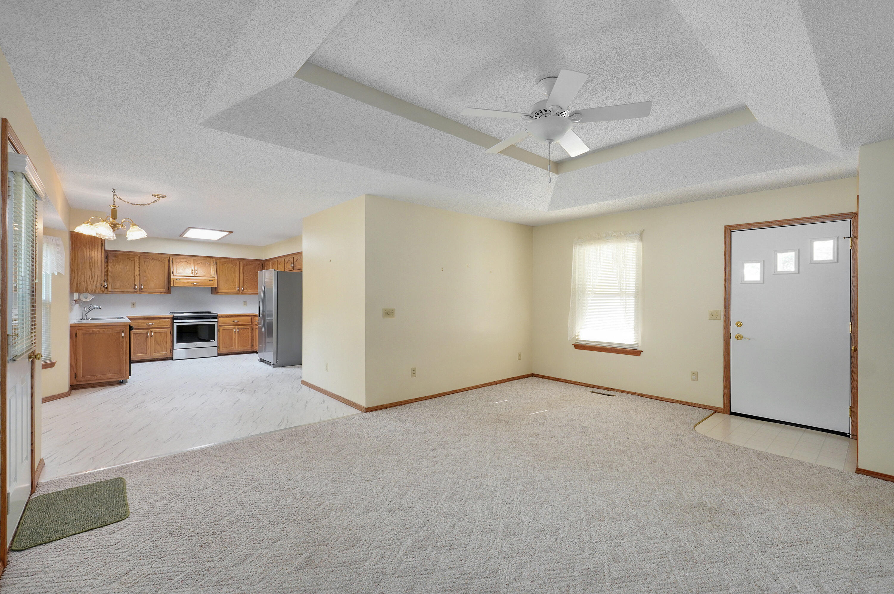 244 South Dove Valley Avenue Property Photo 6