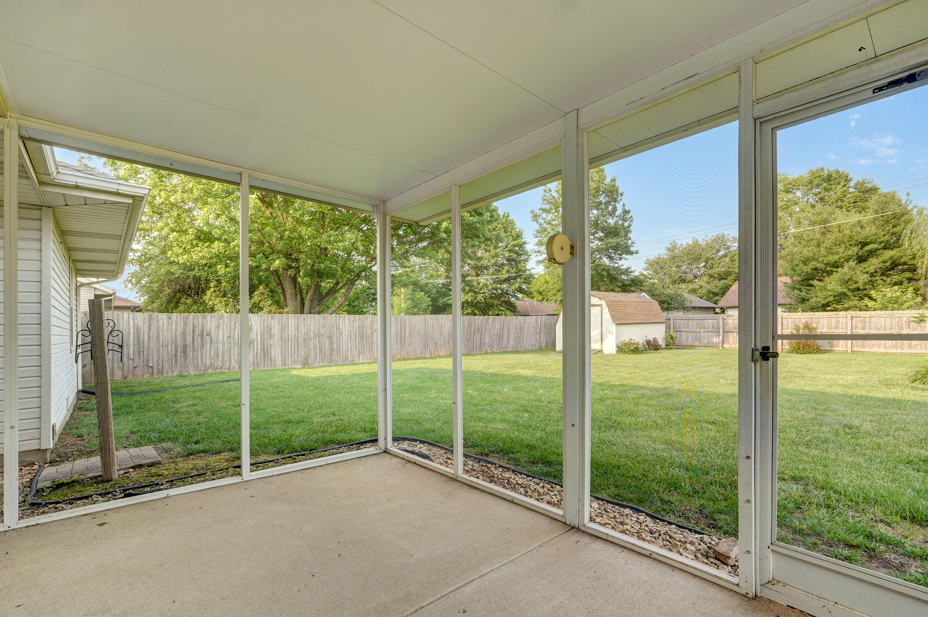 244 South Dove Valley Avenue Property Photo 22