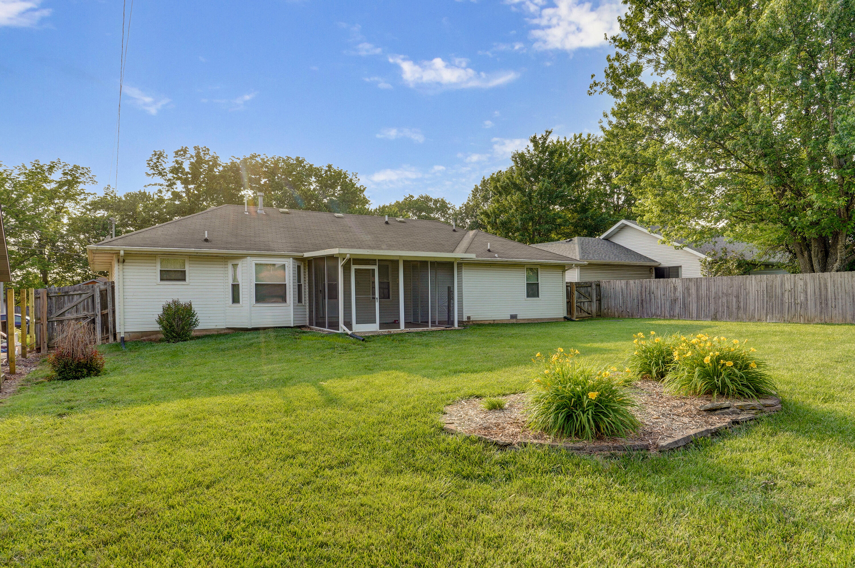 244 South Dove Valley Avenue Property Photo 24