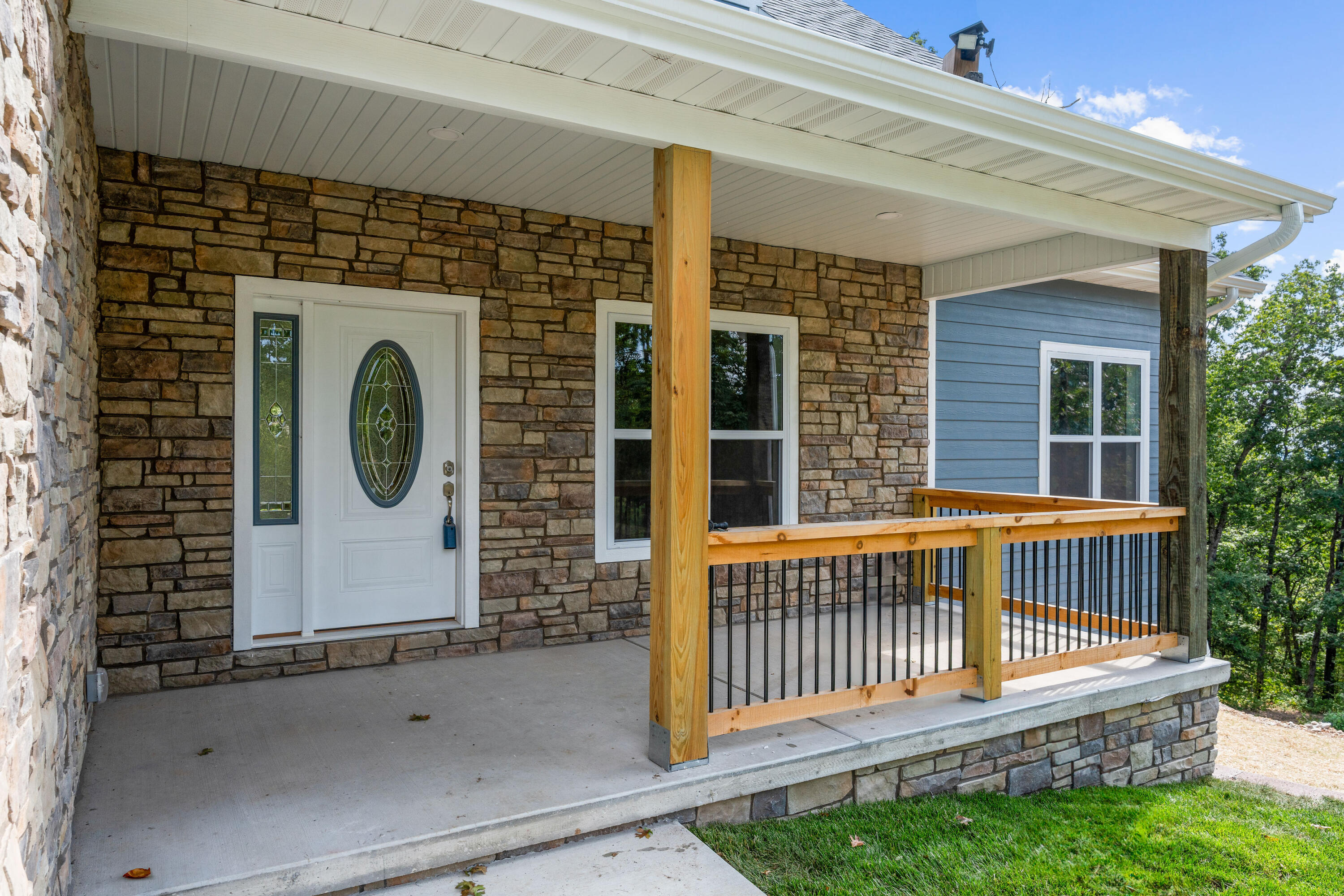 680 Highpoints Ridge Property Photo 3