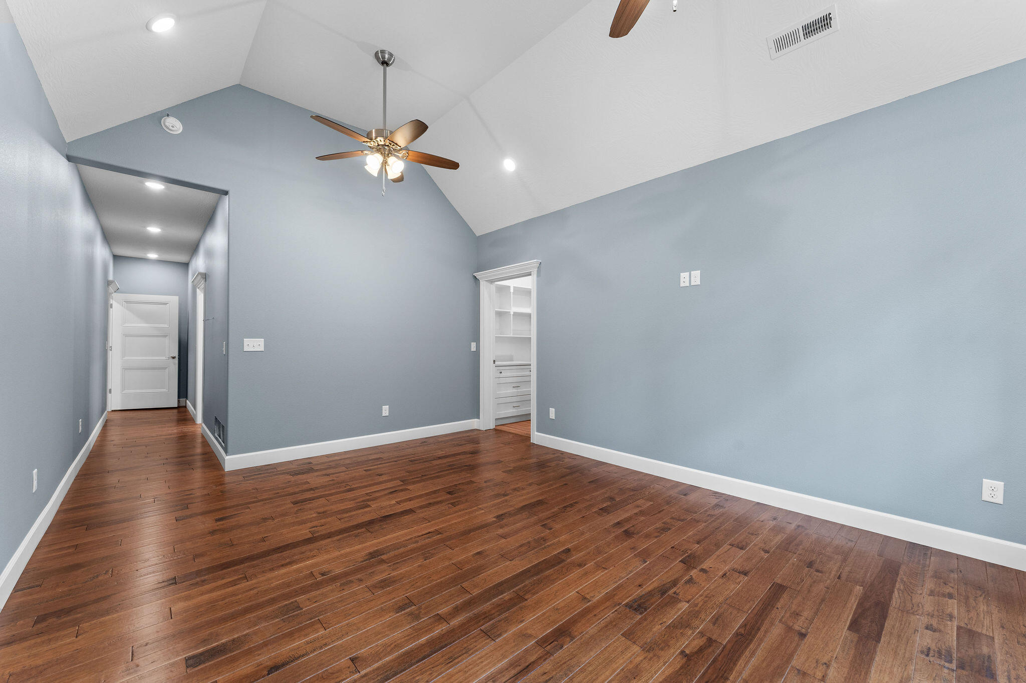 680 Highpoints Ridge Property Photo 13