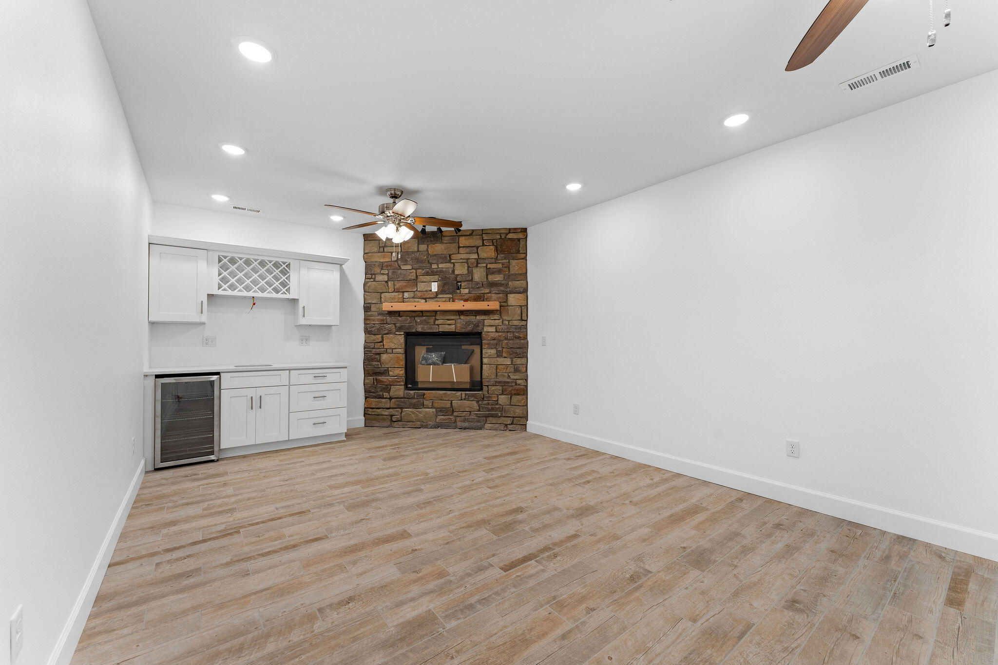 680 Highpoints Ridge Property Photo 32